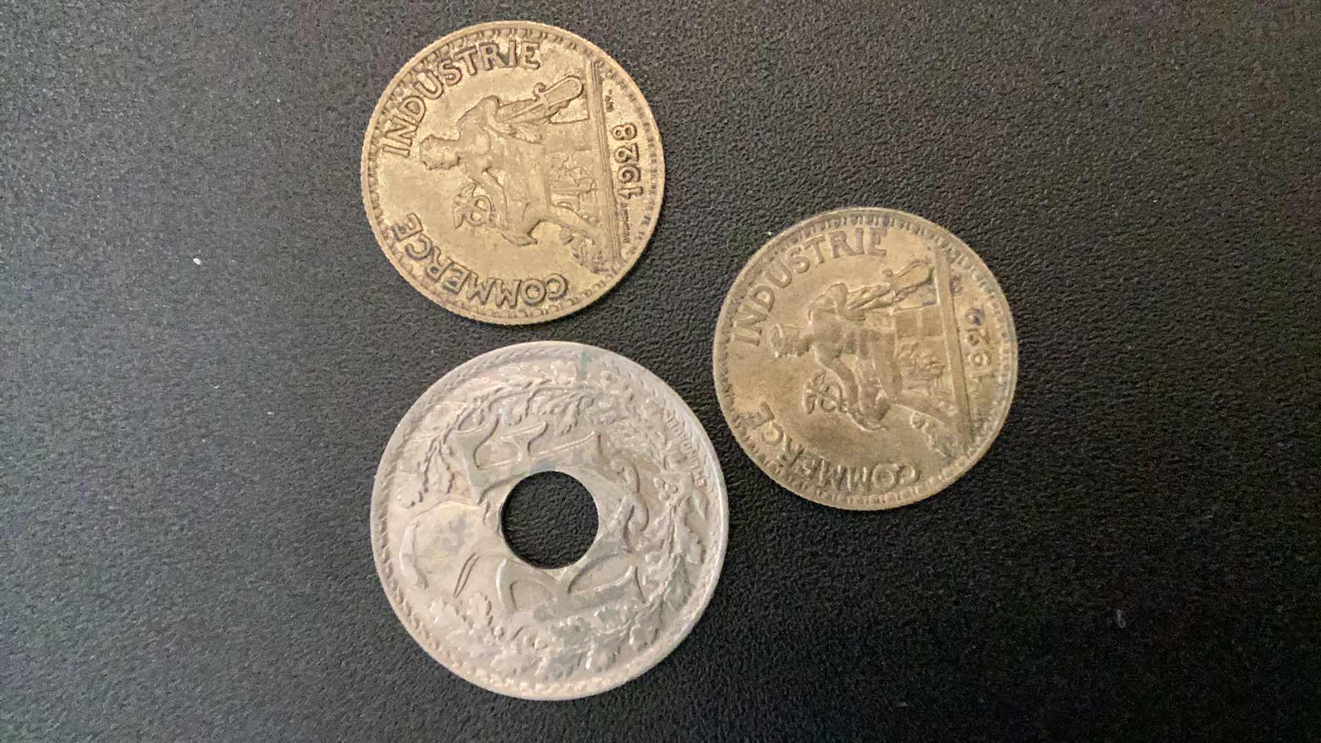 Photo 1 of 3 COLLECTIBLE COINS - FRANCE 1918, 1922, 1928