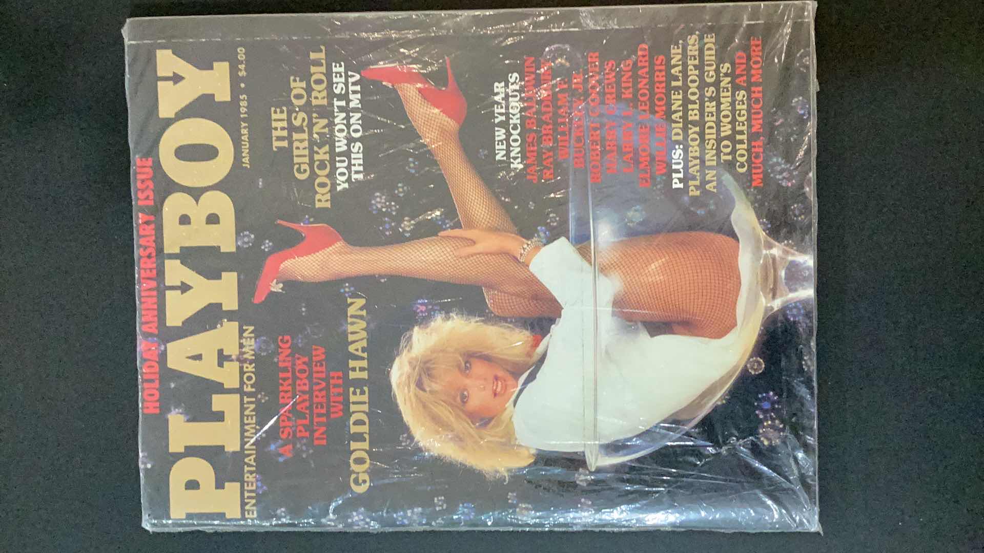 Photo 1 of RARE VINTAGE PLAYBOY MAGAZINE 1985 GOLDIE HAWN