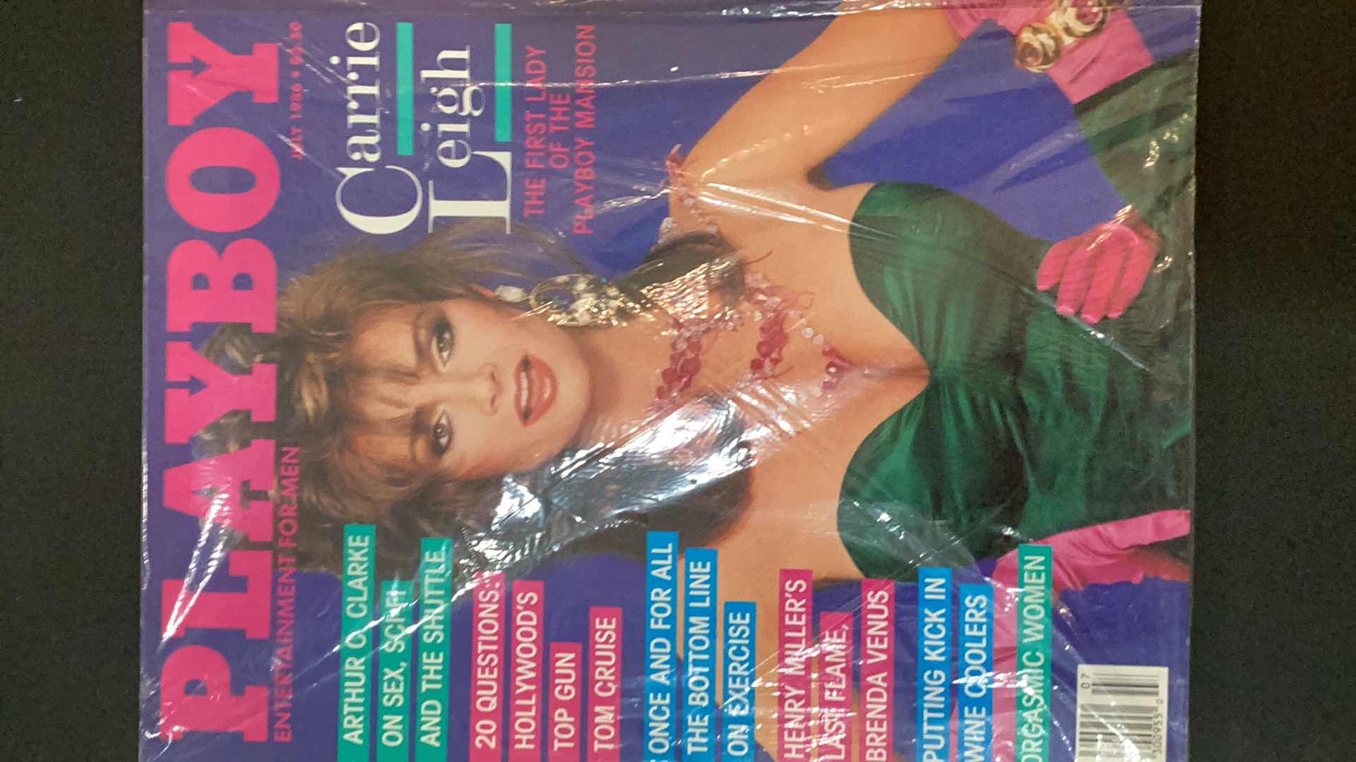 Photo 1 of RARE PLAYBOY MAGAZINE 1986 CARRIE LEIGH