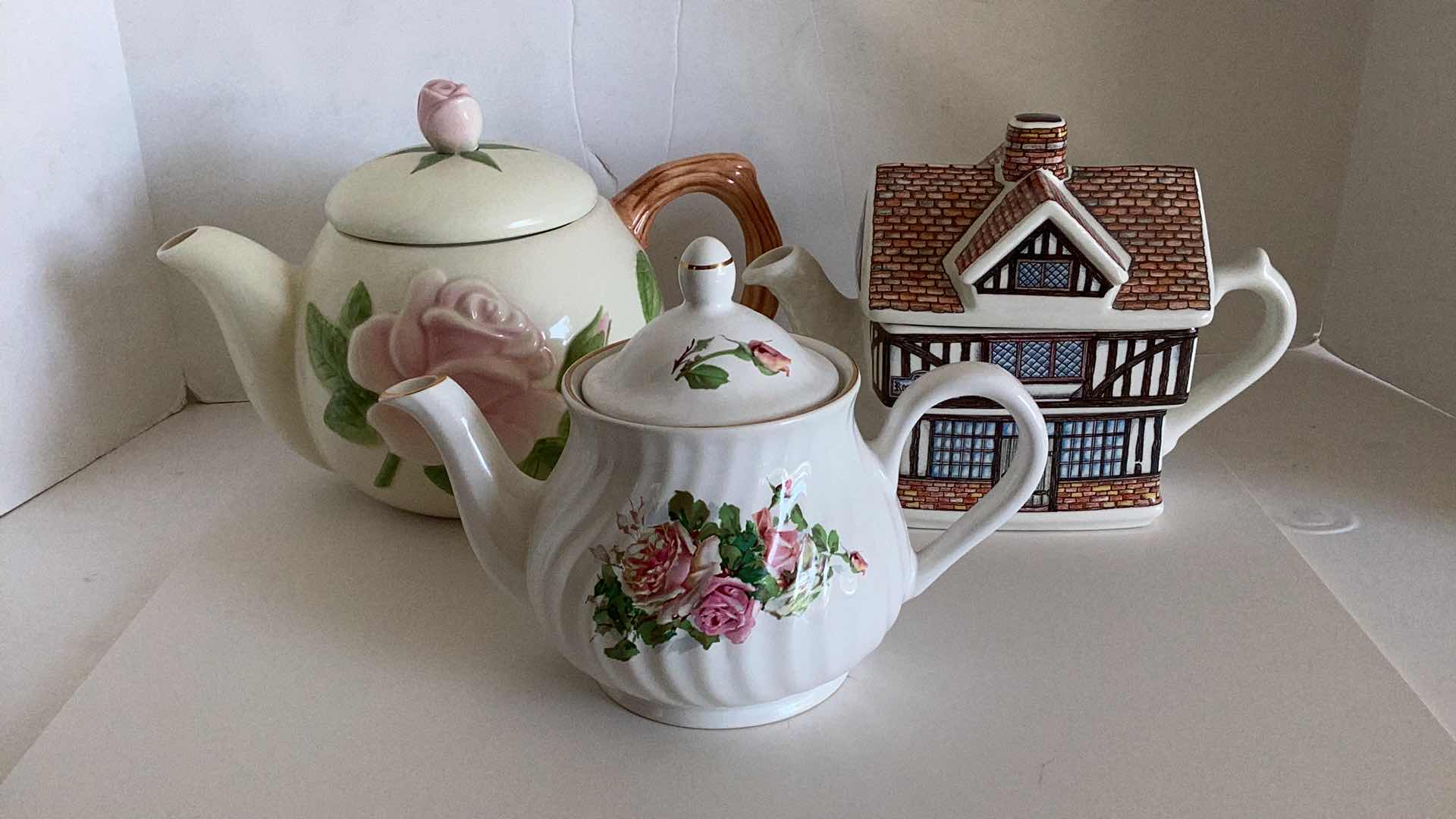 Photo 8 of 3 PIECE PORCELAIN - TEAPOT ARTHUR WOOD AND SON STAFFORDSHIRE ENGLAND NUMBERED, TEAPOT THE ROSE AND CROWN MADE IN ENGLAND, TEAPOT TELEFLORA