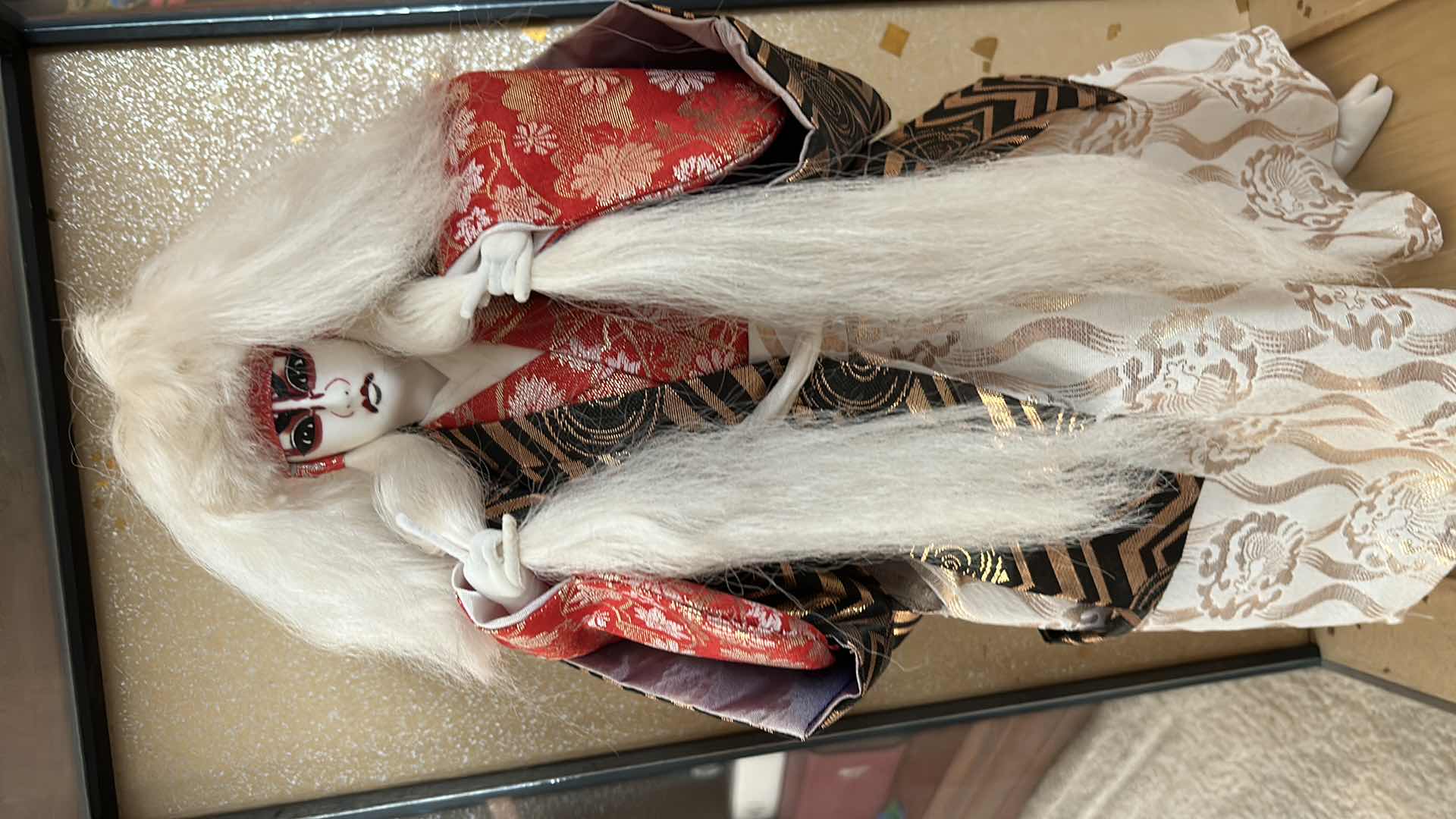 Photo 4 of NISHI KABUKI DOLL MADE IN JAPAN HEIGHT IN BOX 21”