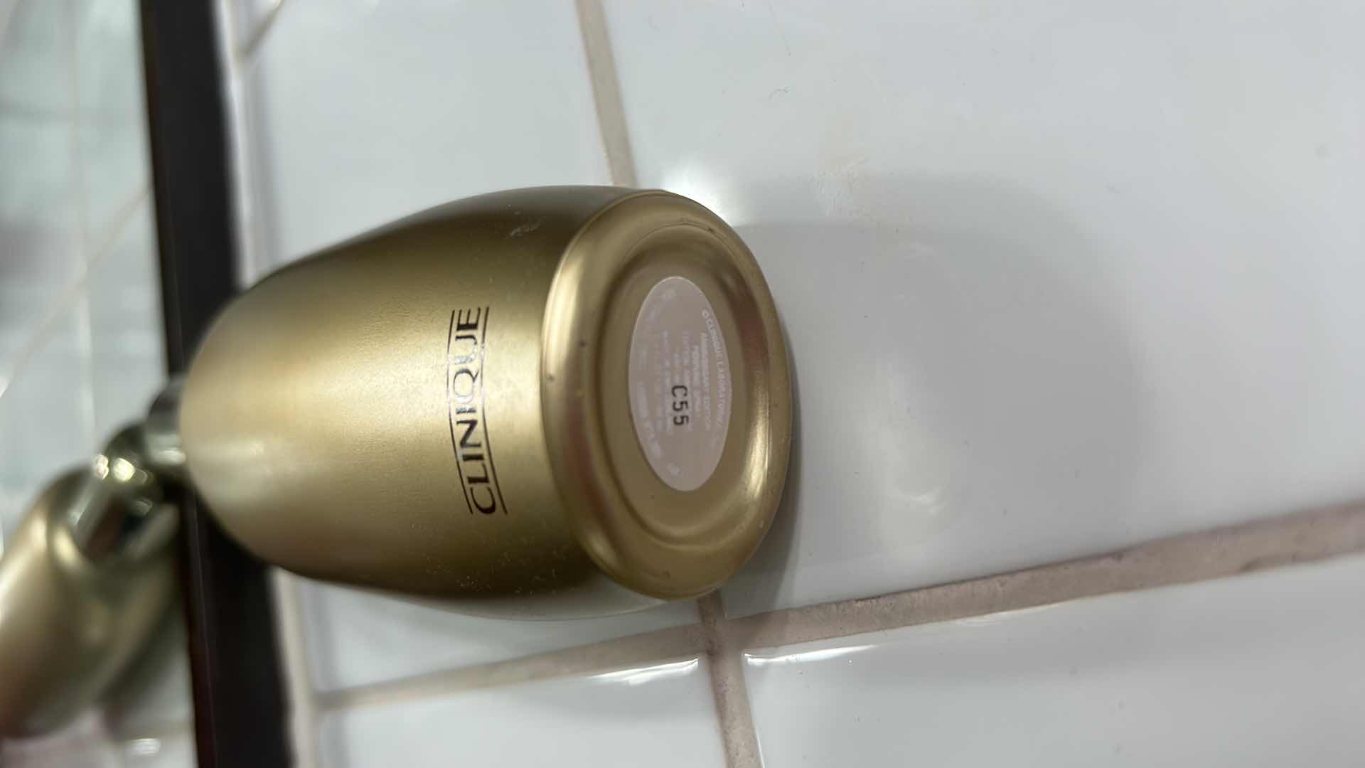 Photo 3 of CLINIQUE AROMATIC ELIXIR