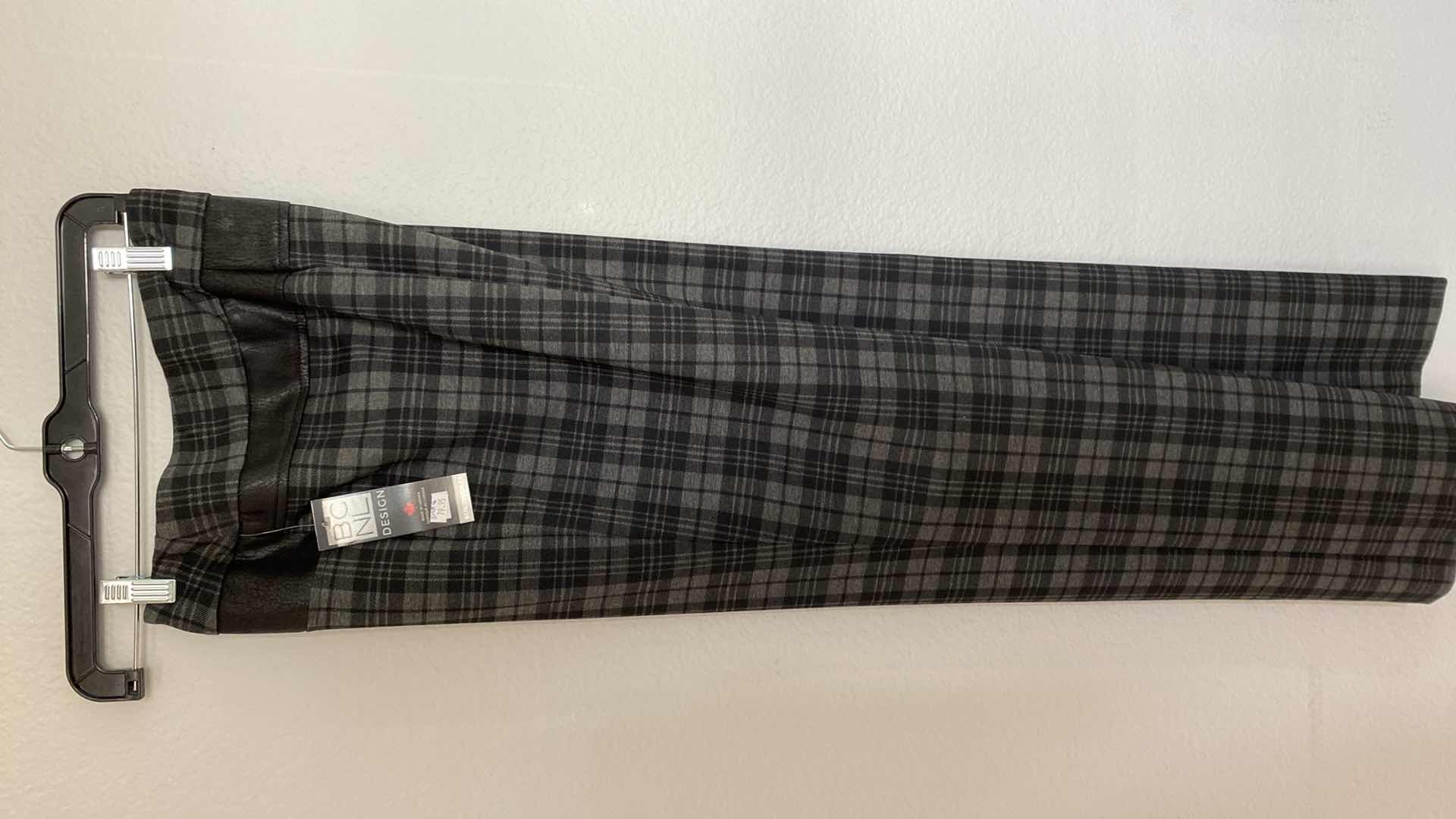 Photo 1 of NWT WOMEN’S SIZE 16 BCNL DESIGN PLAID PANTS 