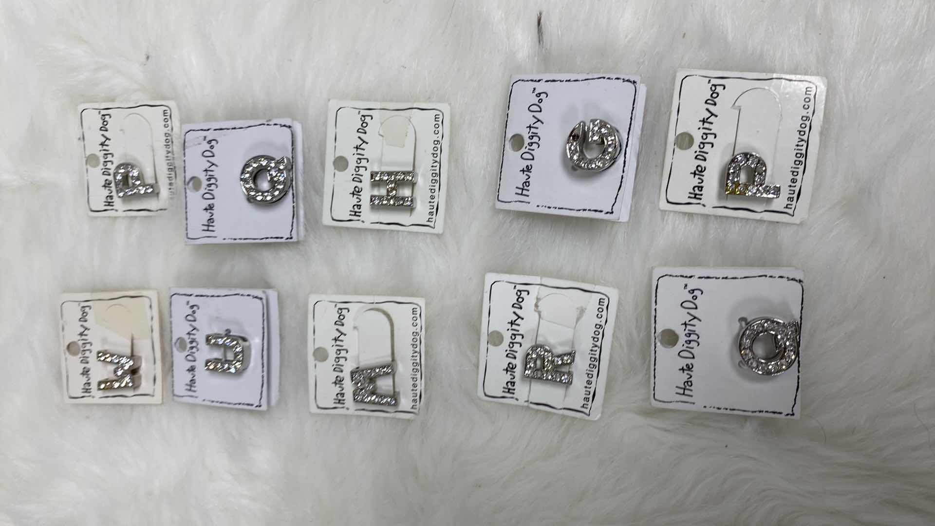 Photo 6 of NEW 10- PIECES COSTUME JEWELRY 