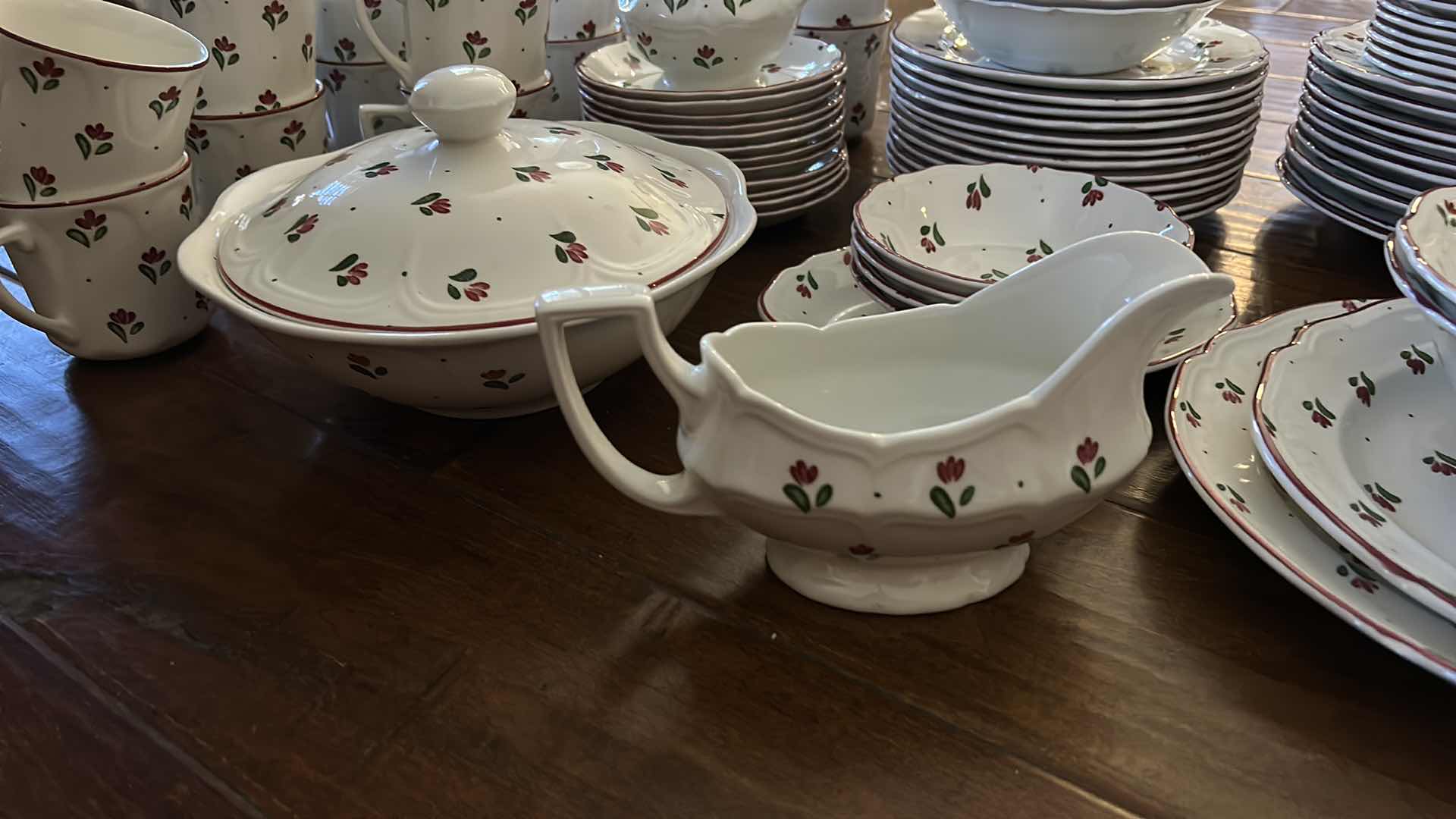 Photo 6 of 79 piece Johnson brothers dinnerware sets from England