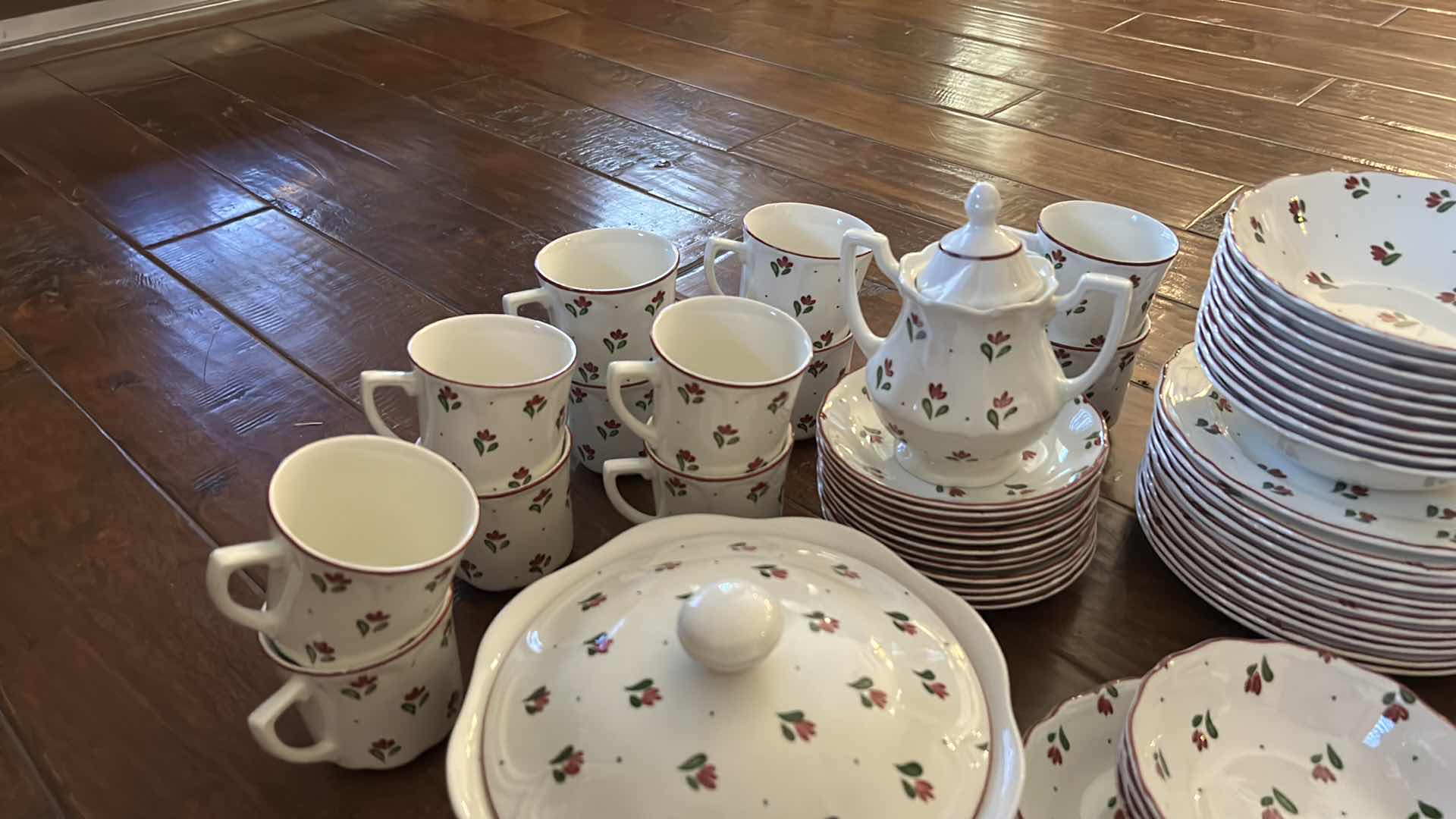 Photo 8 of 79 piece Johnson brothers dinnerware sets from England