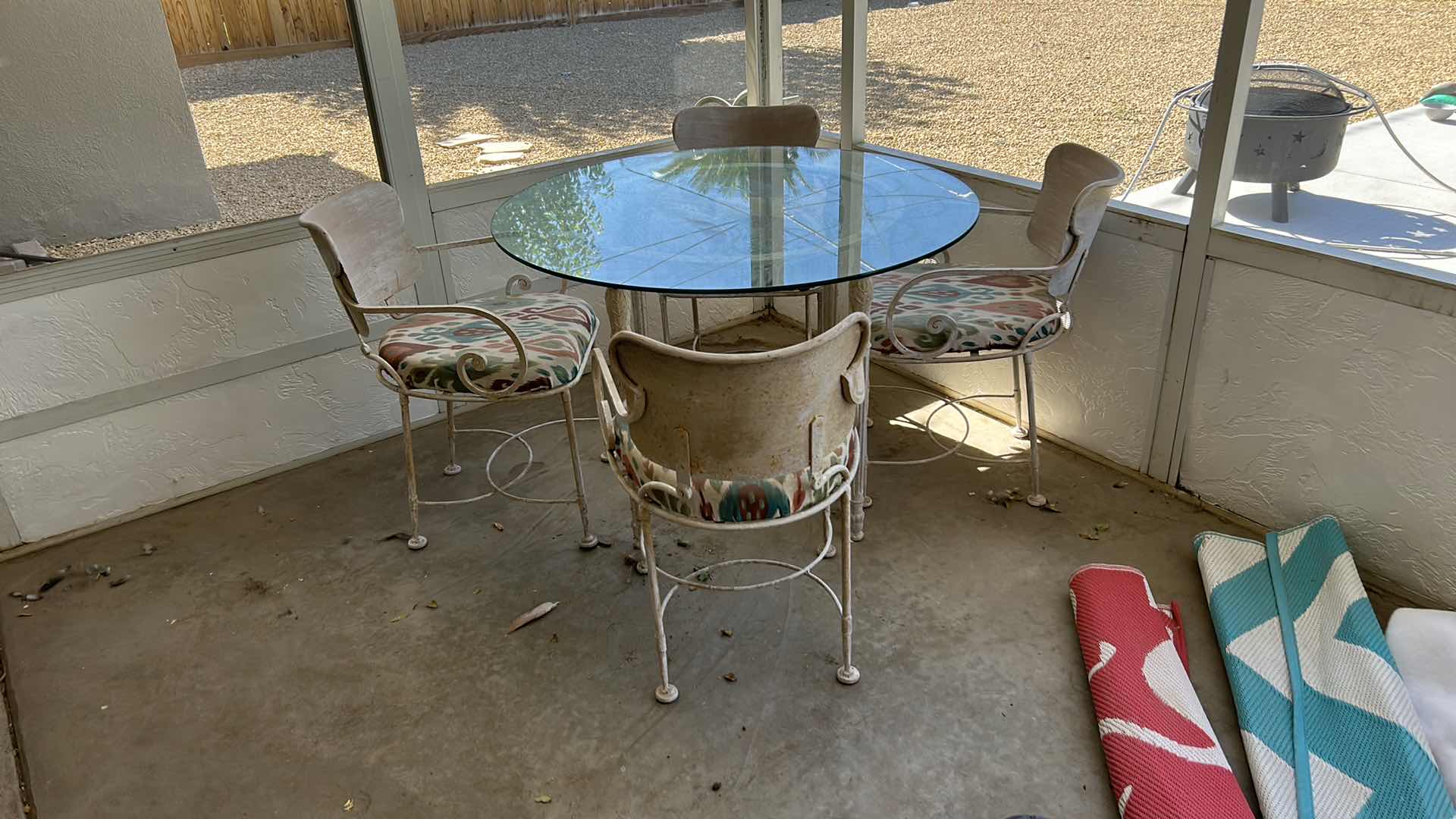 Photo 8 of VINTAGE METAL PATIO DINING SET, ANTIQUE WHITE WITH GLASS TOP 42' ROUND AND 4 CHAIRS