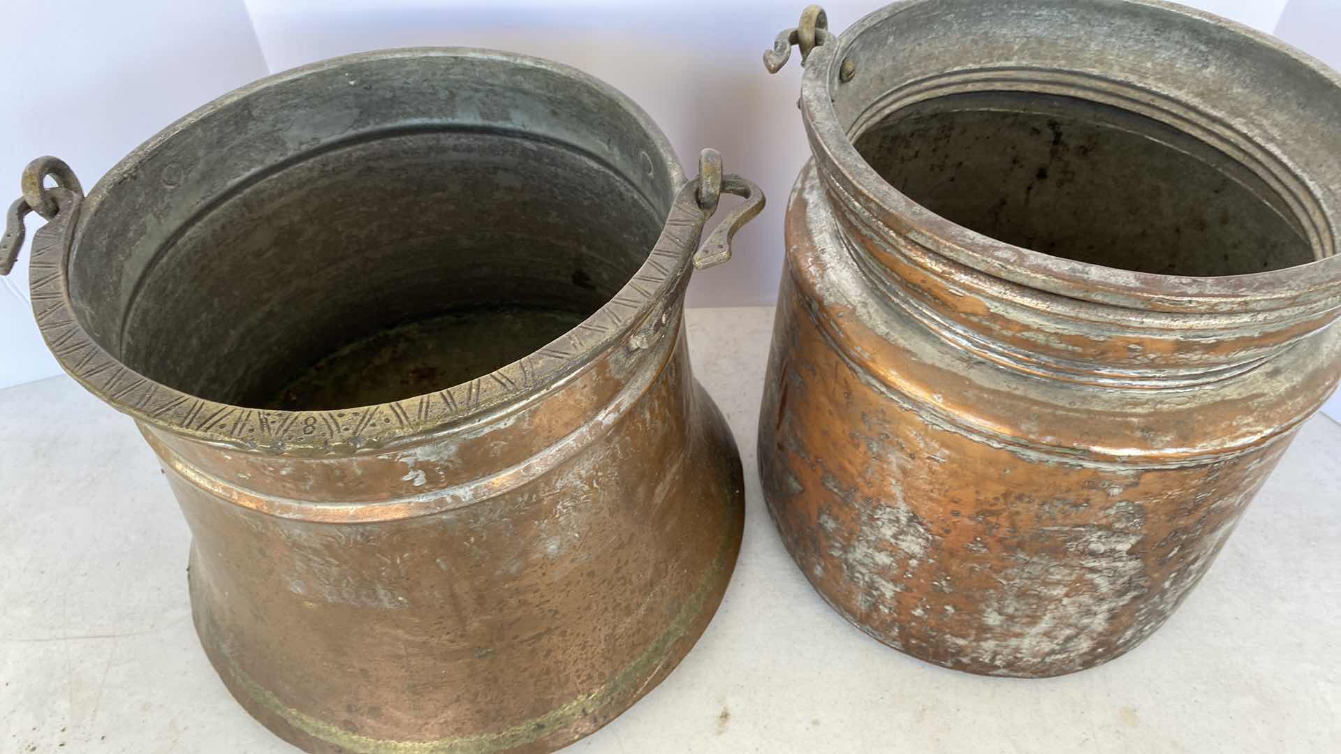 Photo 4 of PAIR OF COPPER HANGING POTS LARGEST 13“ x 10“