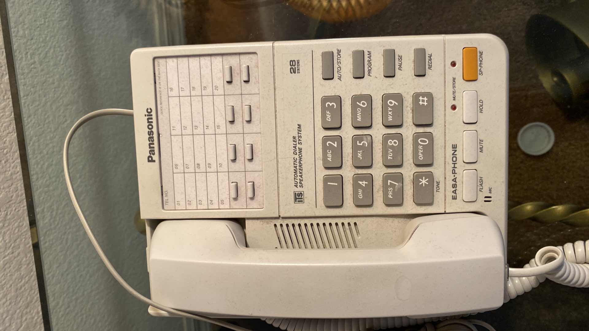 Photo 2 of PANASONIC LARGE BUTTON VINTAGE PHONE