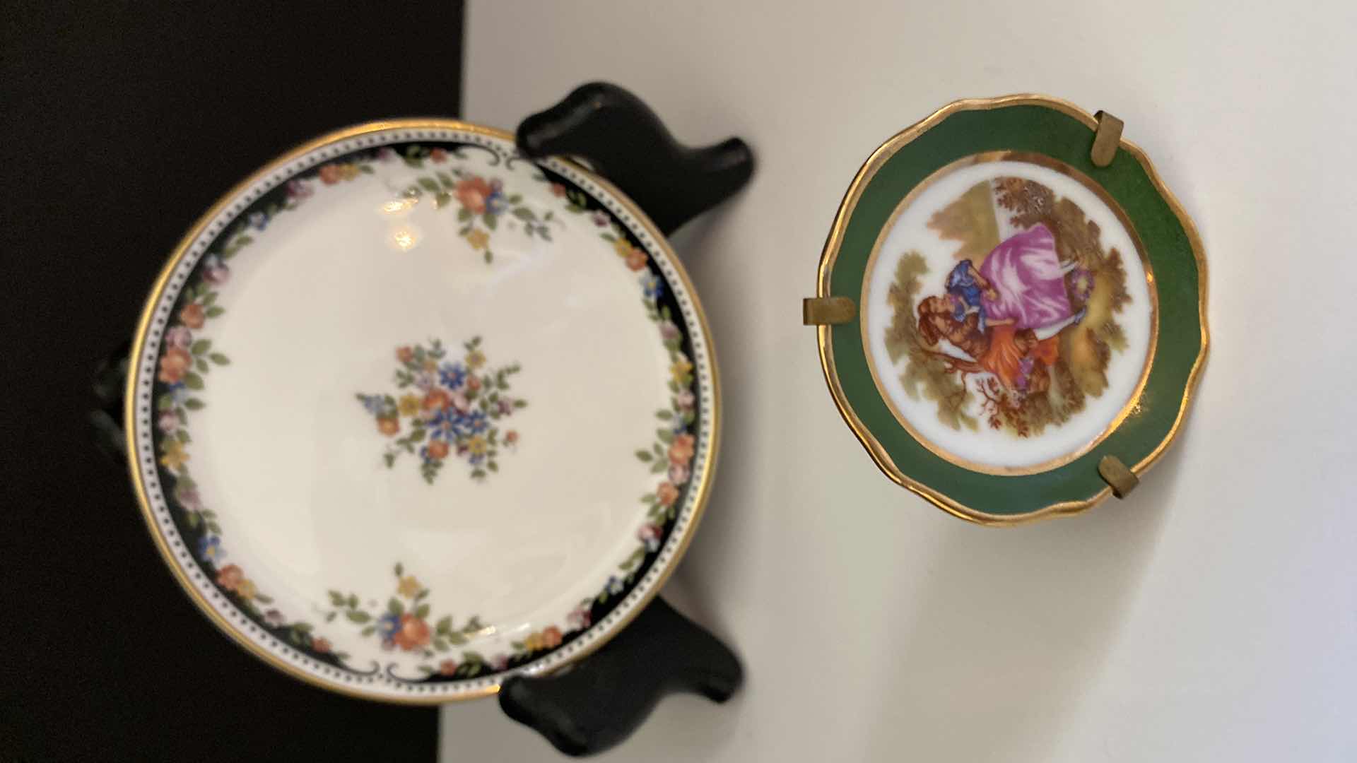 Photo 5 of GOLD IMARI HAND PAINTED PORCELAIN LIGHTER, LIMOGES RING DISH, WEDGWOOD CHINA PLATE 4”