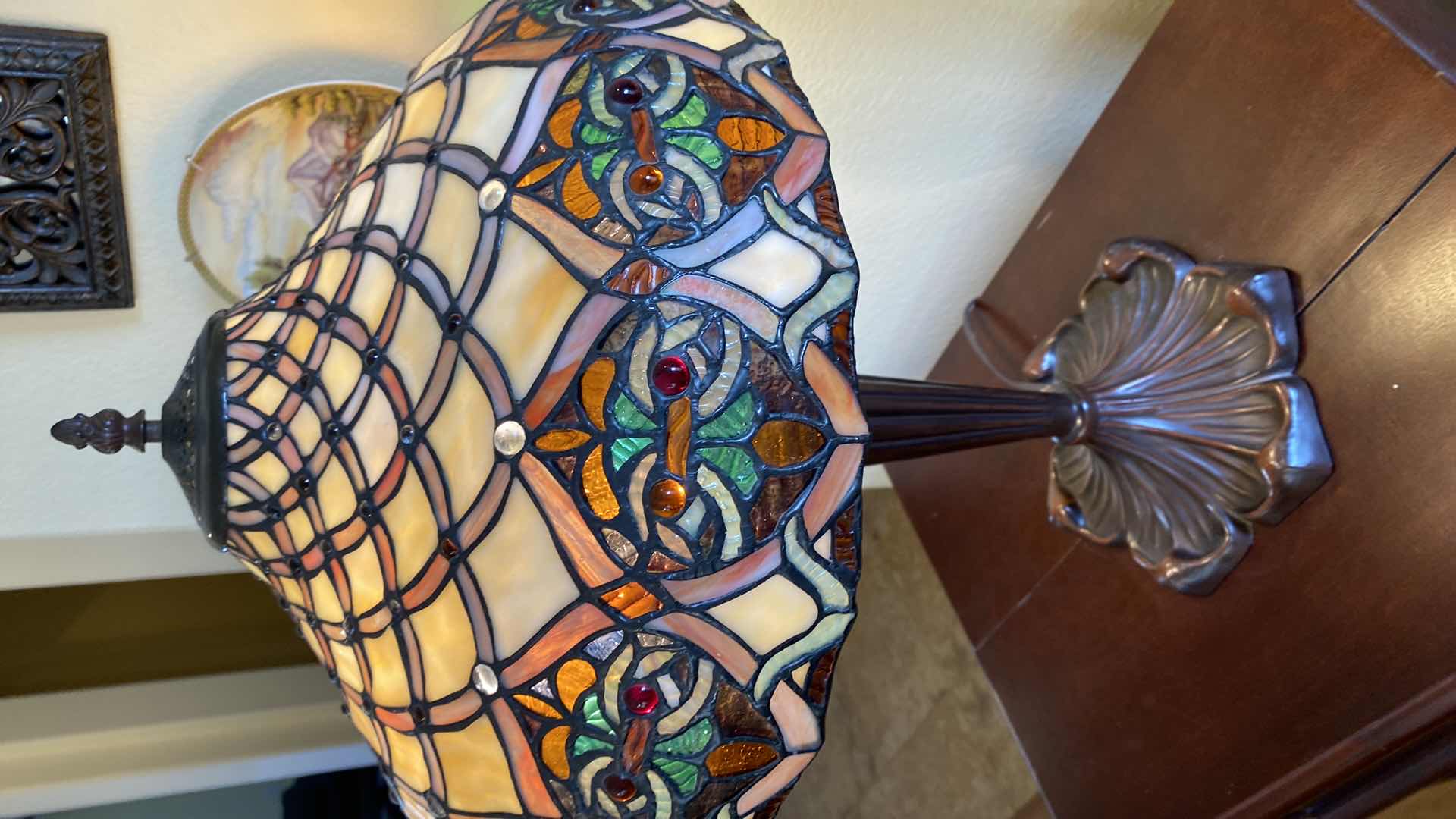 Photo 2 of TIFFANY STYLE STAINED GLASS LAMP H23”