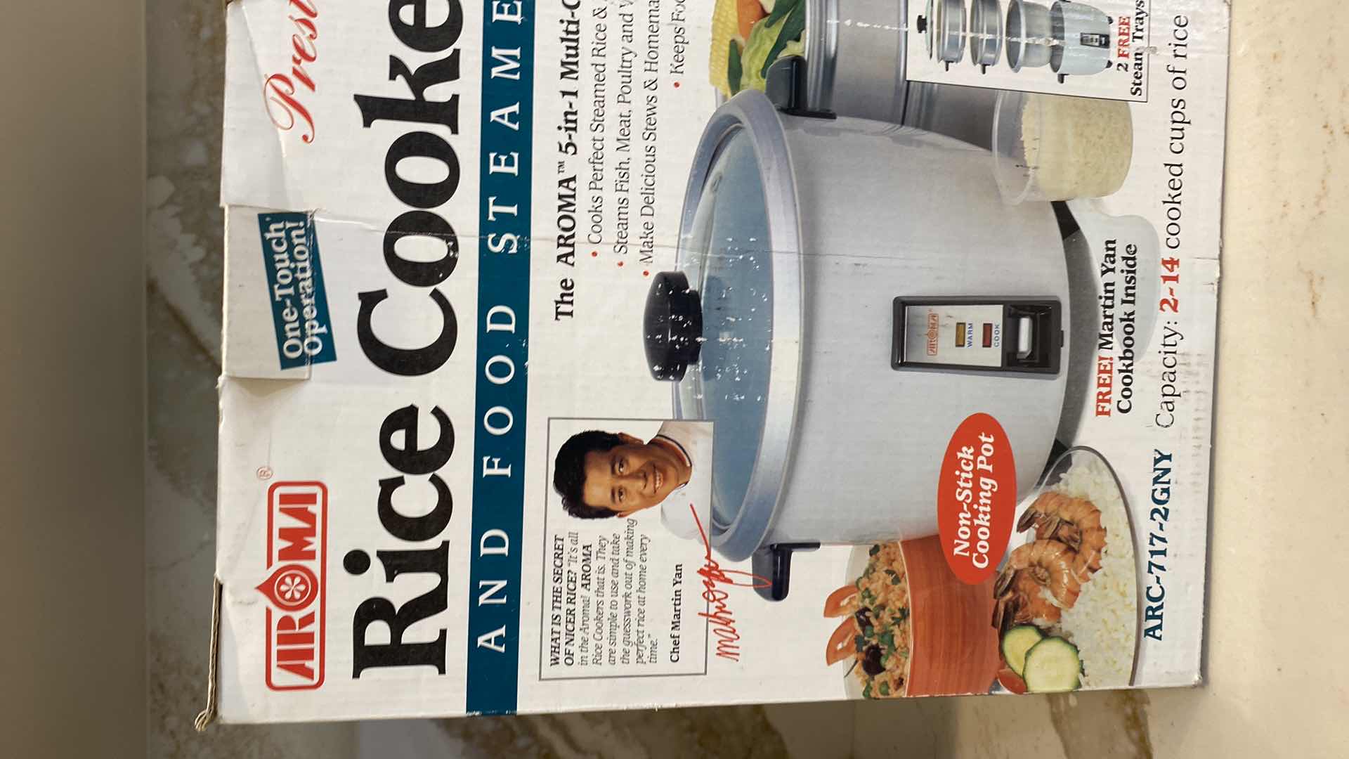 Photo 1 of AROMA RICE COOKER AND FOOD STEAMER