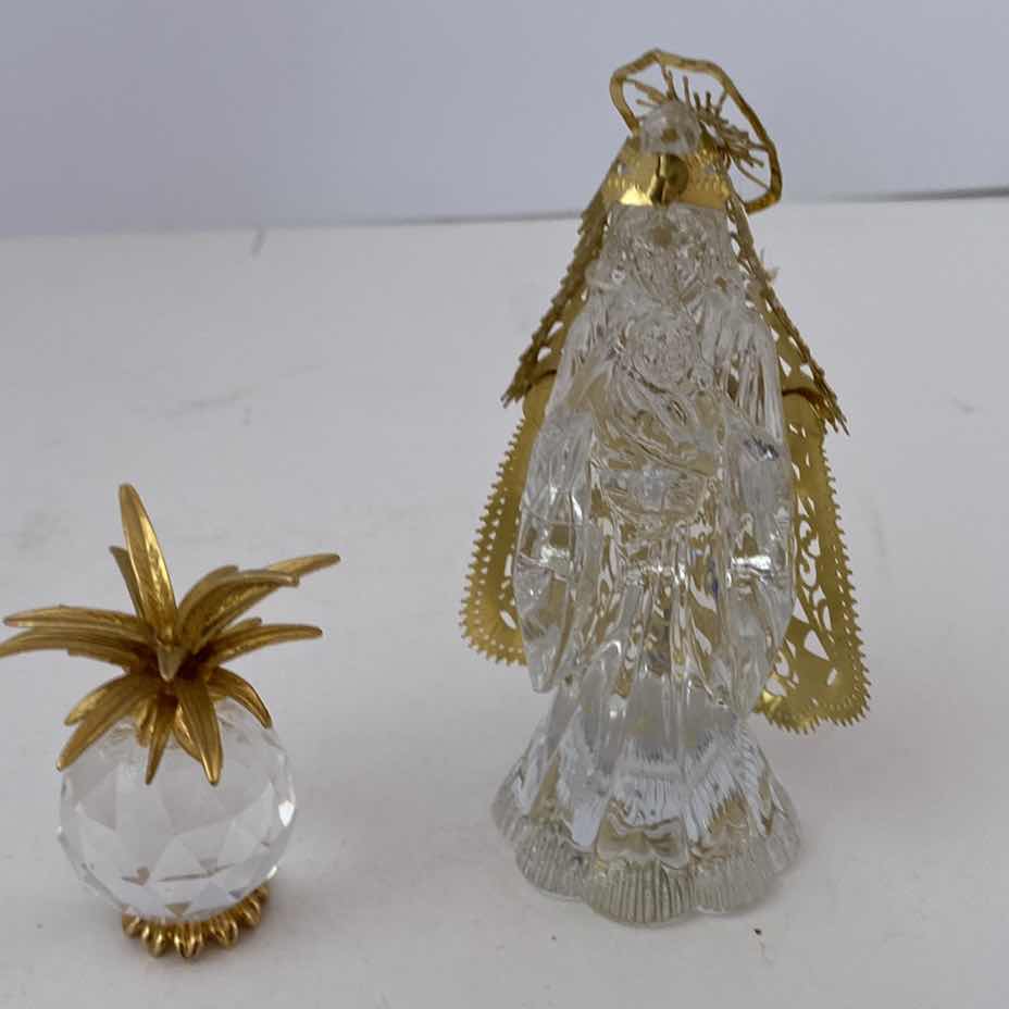 Photo 1 of CRYSTAL FIGURINES LARGEST 2” x 4”
