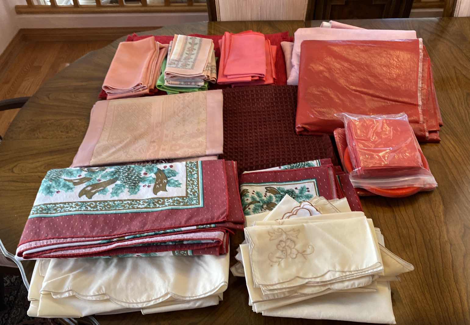 Photo 1 of ASSORTED TABLE LINENS