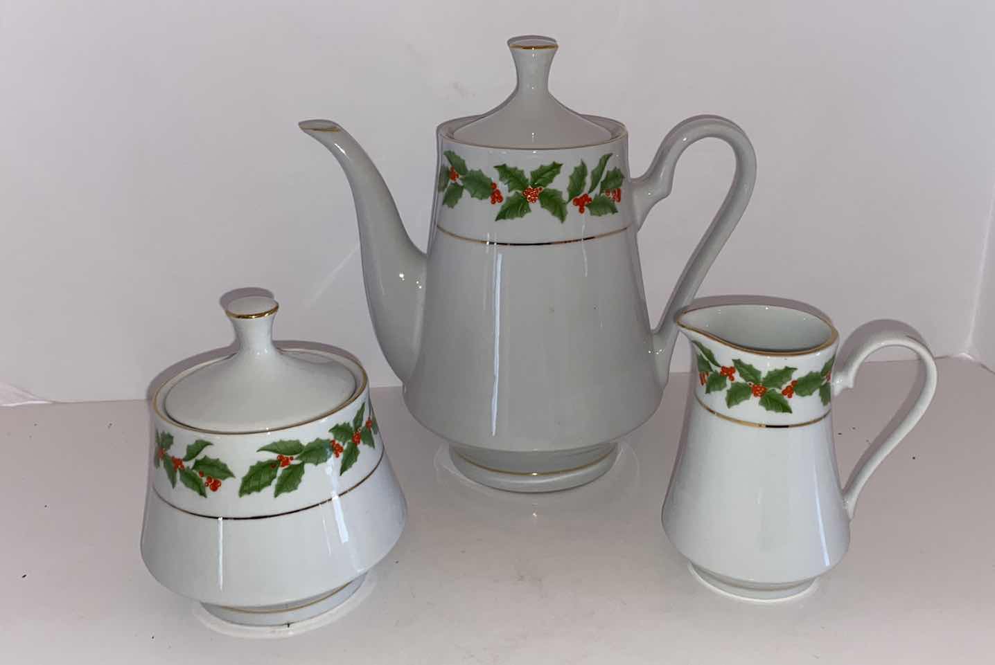 Photo 1 of CROWN MING CHINA HOLIDAY HOT BEVERAGE SET