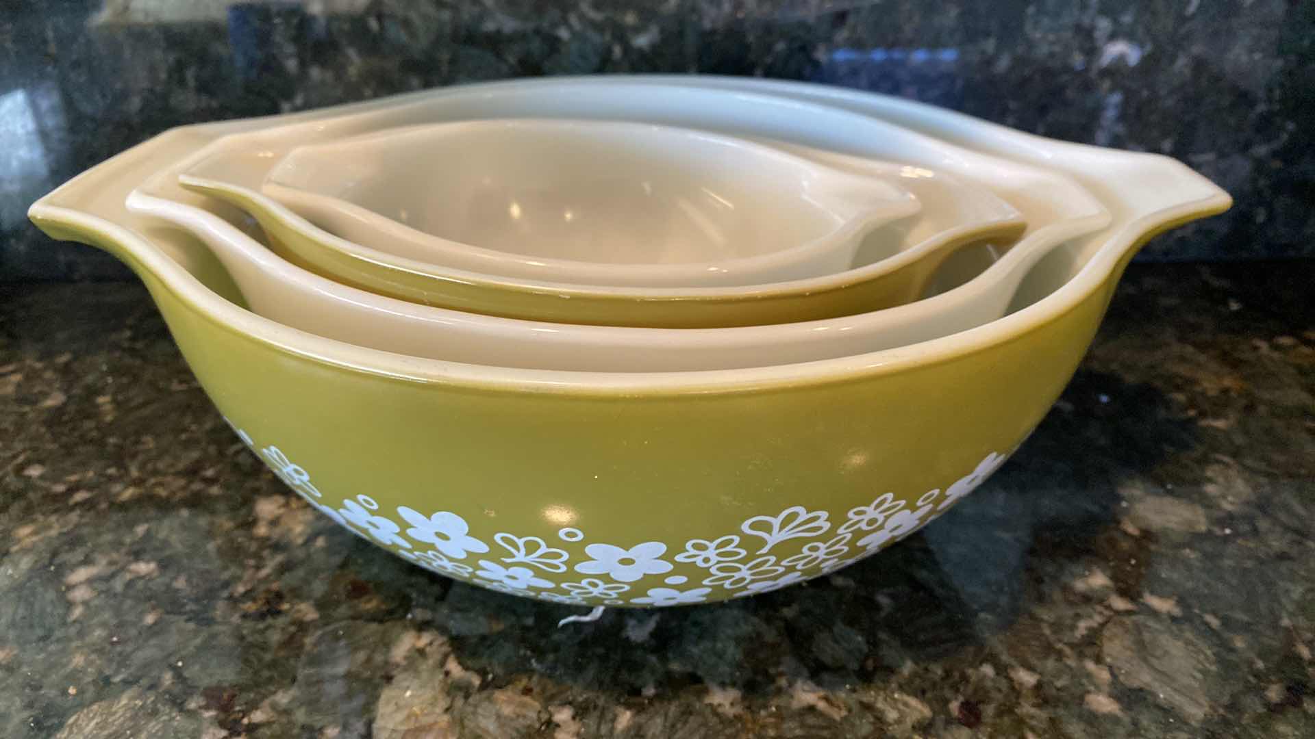 Photo 1 of PYREX MIXING BOWLS IN CABINET