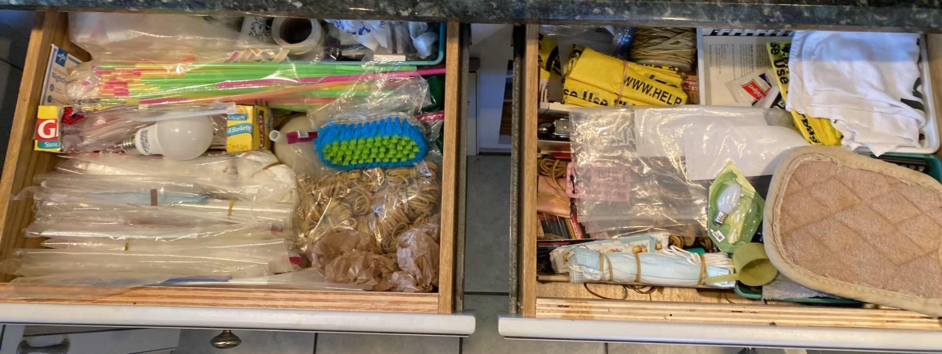 Photo 1 of CONTENTS 2 KITCHEN DRAWERS