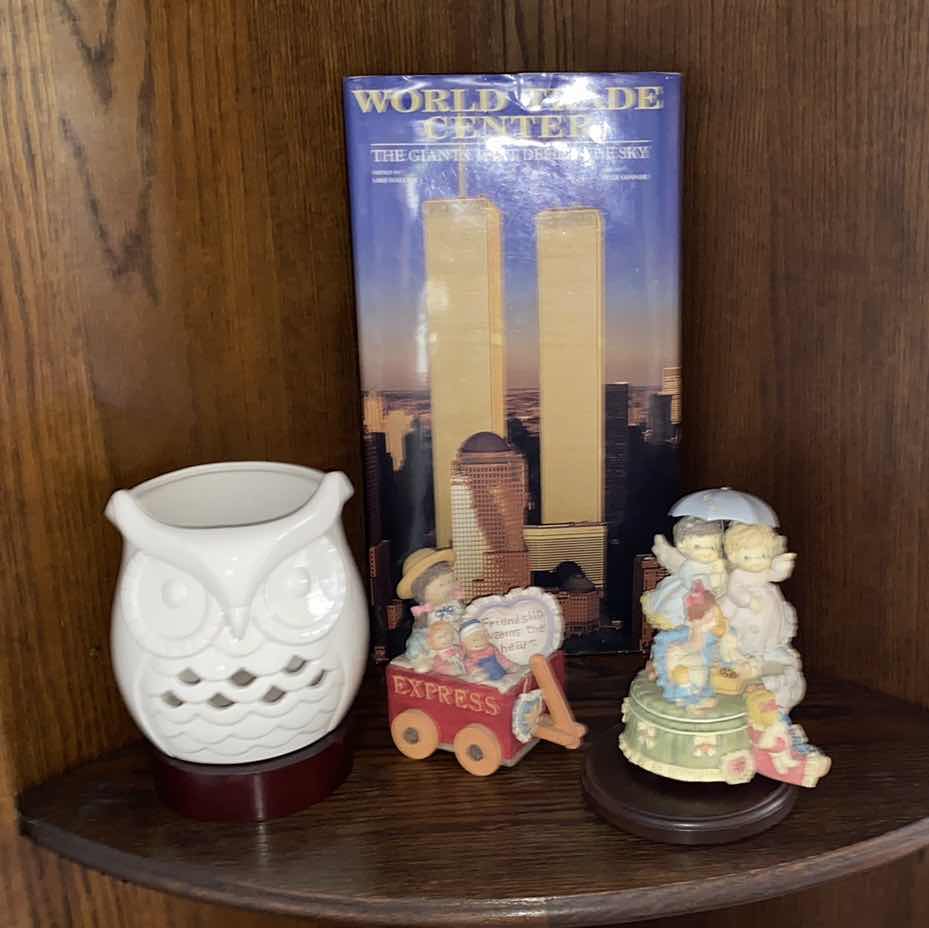 Photo 1 of HOME DECOR WORKS TRADE CENTER BOOK AND FIGURINES