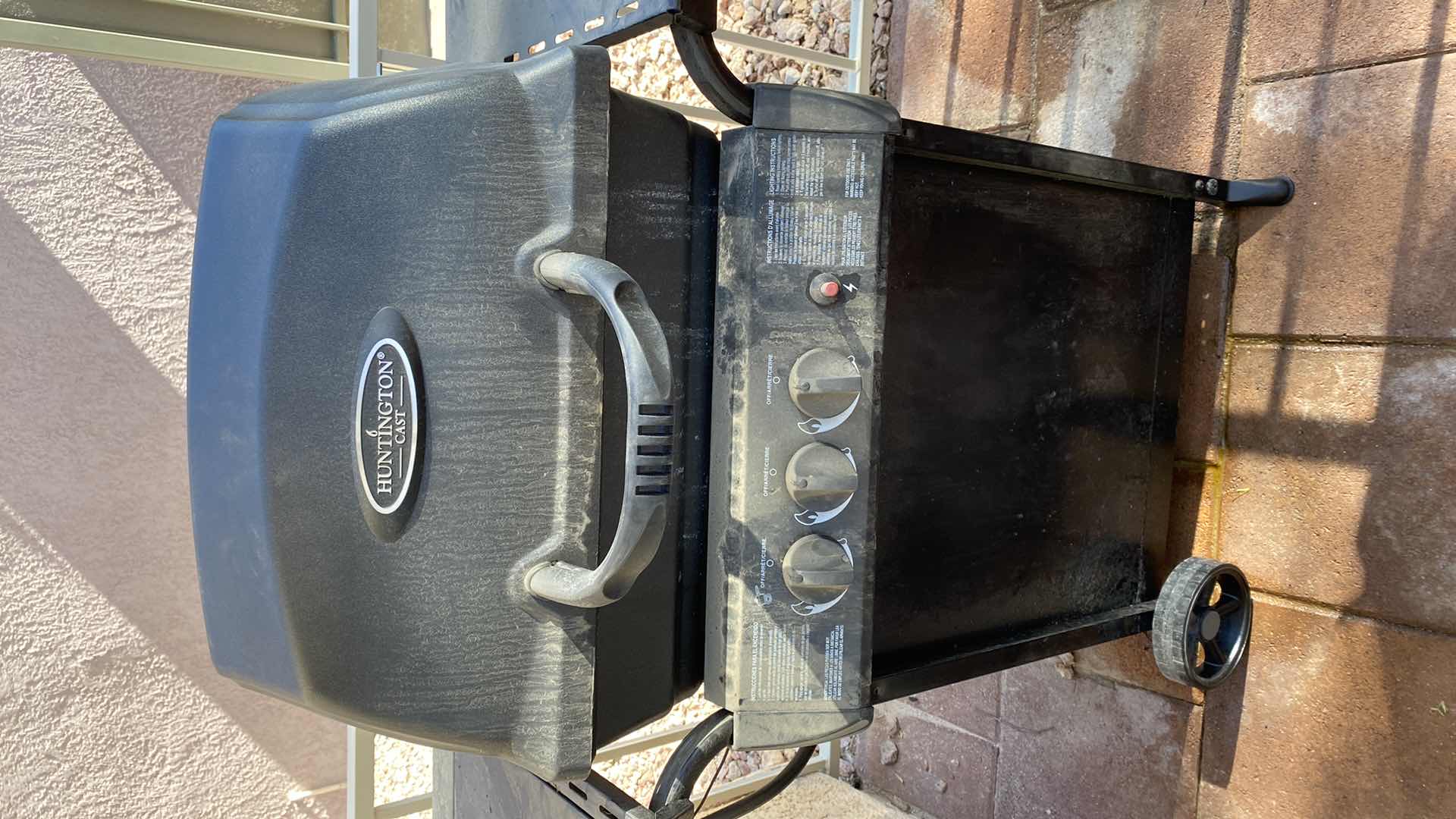 Photo 2 of HUNTINGTON CAST BBQ GRILL WITH PROPANE TANK AND GRILL COVER