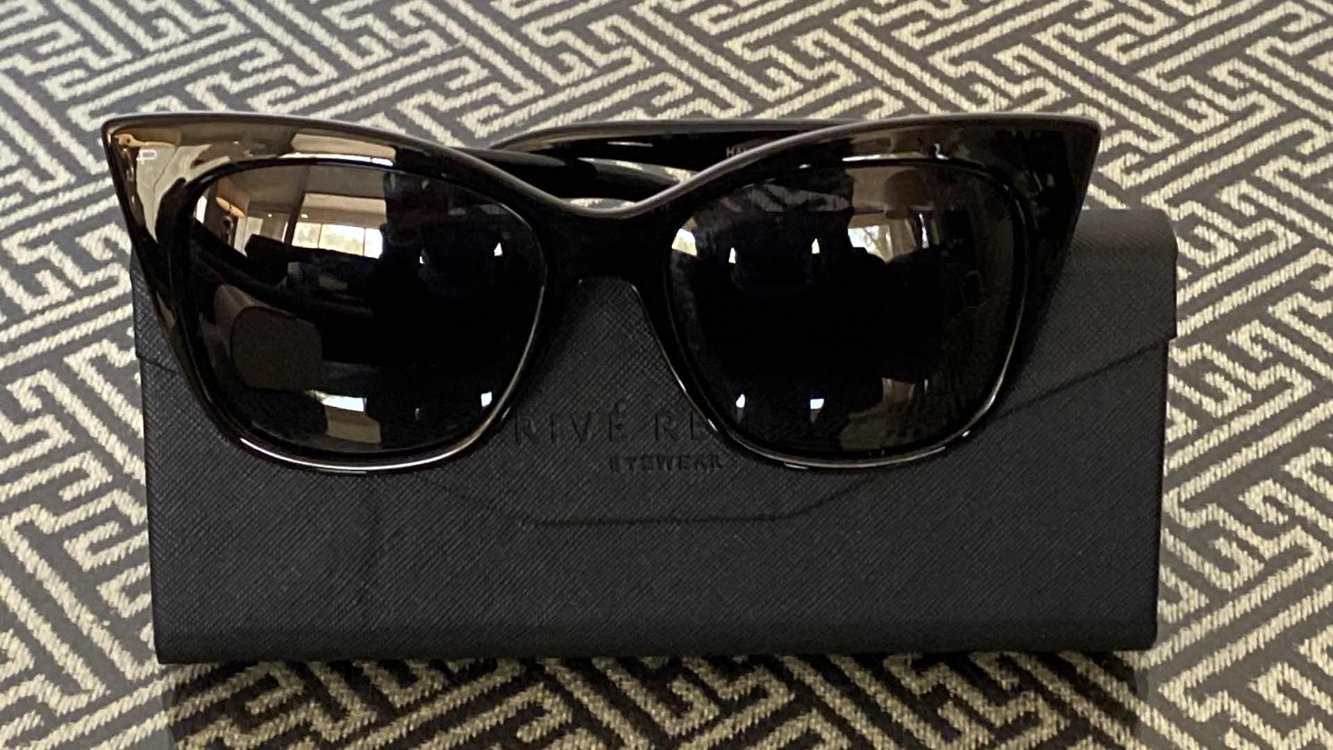 Photo 6 of 2 PAIR LADIES PRESCRIPTION DESIGNER GLASSES PRIVE REVAUX AND JIMMY CHOO