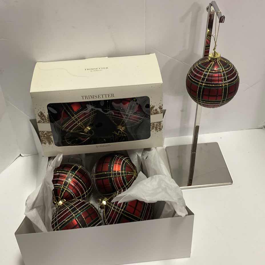 Photo 1 of 7 GLASS PLAID TRIMSETTER CHRISTMAS ORNAMENTS FROM DILLARDS 4” NOT INCLUDING  STRING