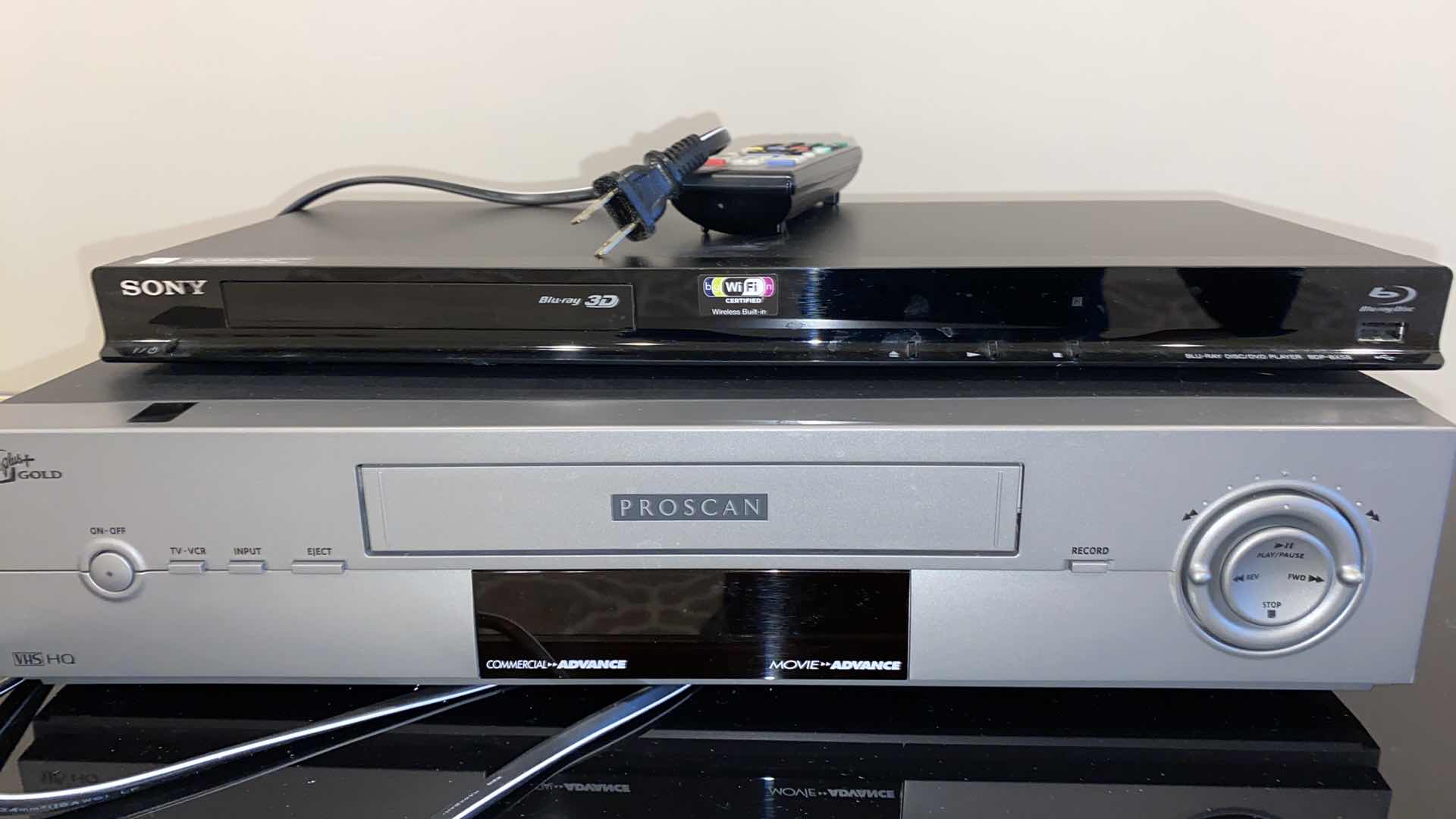 Photo 1 of SONY BLUE RAY DVD PLAYER AND PROSCAN VHS PLAYER