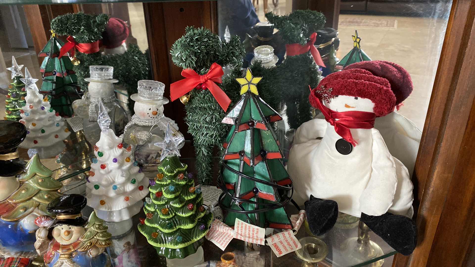 Photo 3 of SHELF OF CHRISTMAS TREES AND DECOR