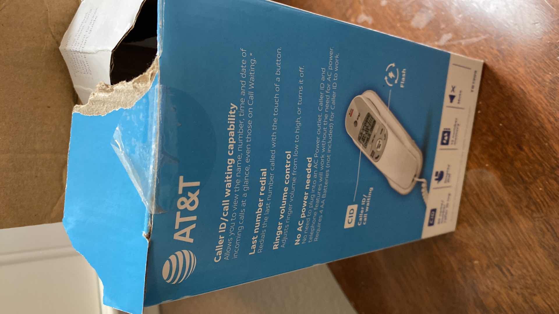 Photo 4 of AT & T TRIMLINE PHONE