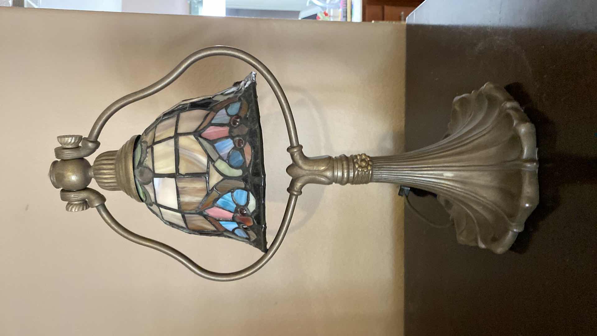 Photo 3 of STAINED GLASS BELL LAMP H 19”