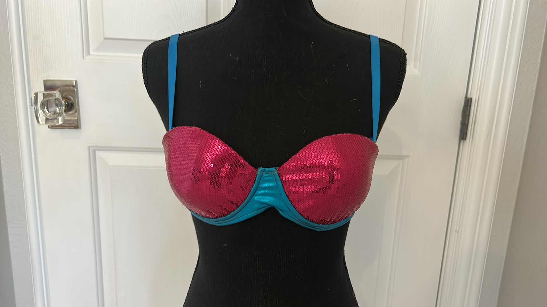 Photo 3 of 1 PC LA ROXX SEQUINED BRA, SIZE MED $49