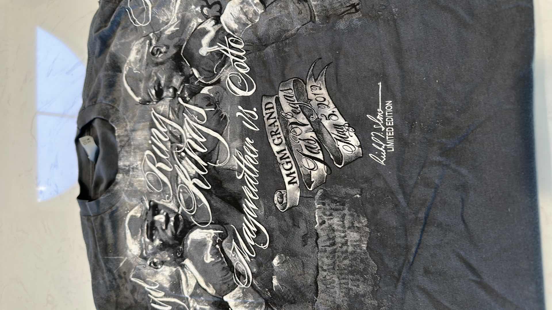 Photo 1 of FLOYD MAYWEATHER VS MIGUEL COTTO SHIRT S