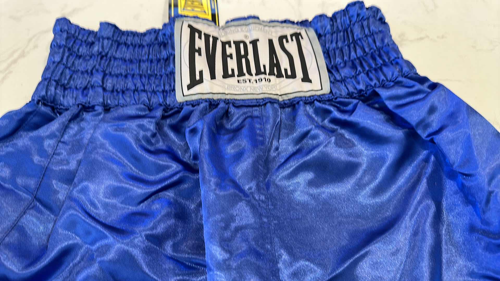 Photo 2 of BLUE EVERLAST BOXING TRUNKS SMALL