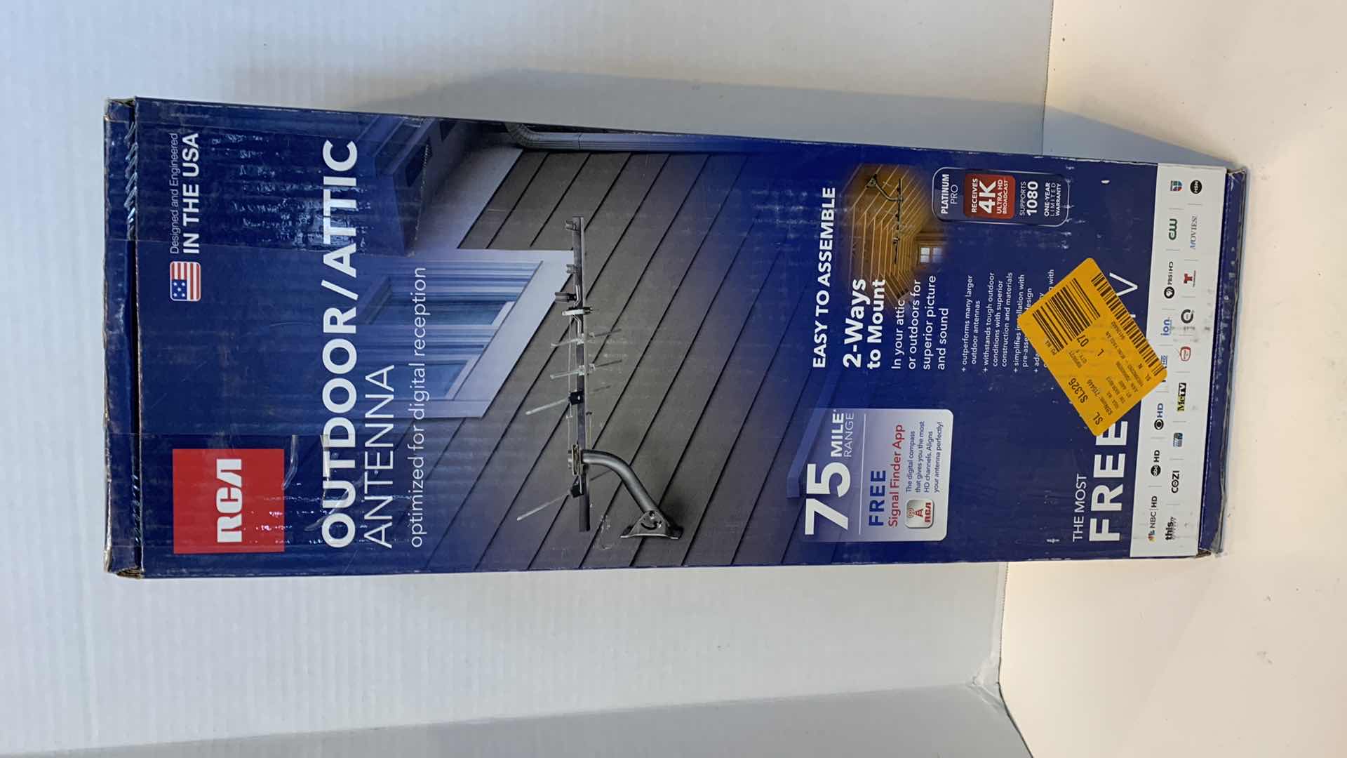 Photo 1 of RCA OUTDOOR/ATTIC ANTENNA 75 MILE RANGE 4K AND 8K COMPATIBLE