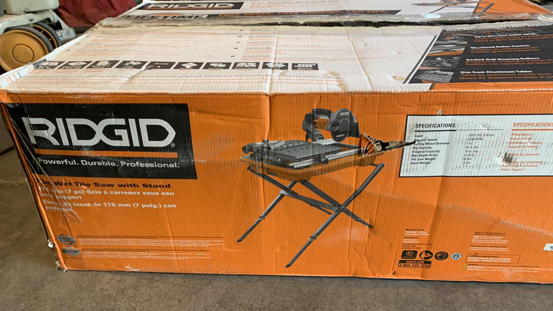 Photo 1 of RIGID 7” WET/DRY TILE SAW R4031S 