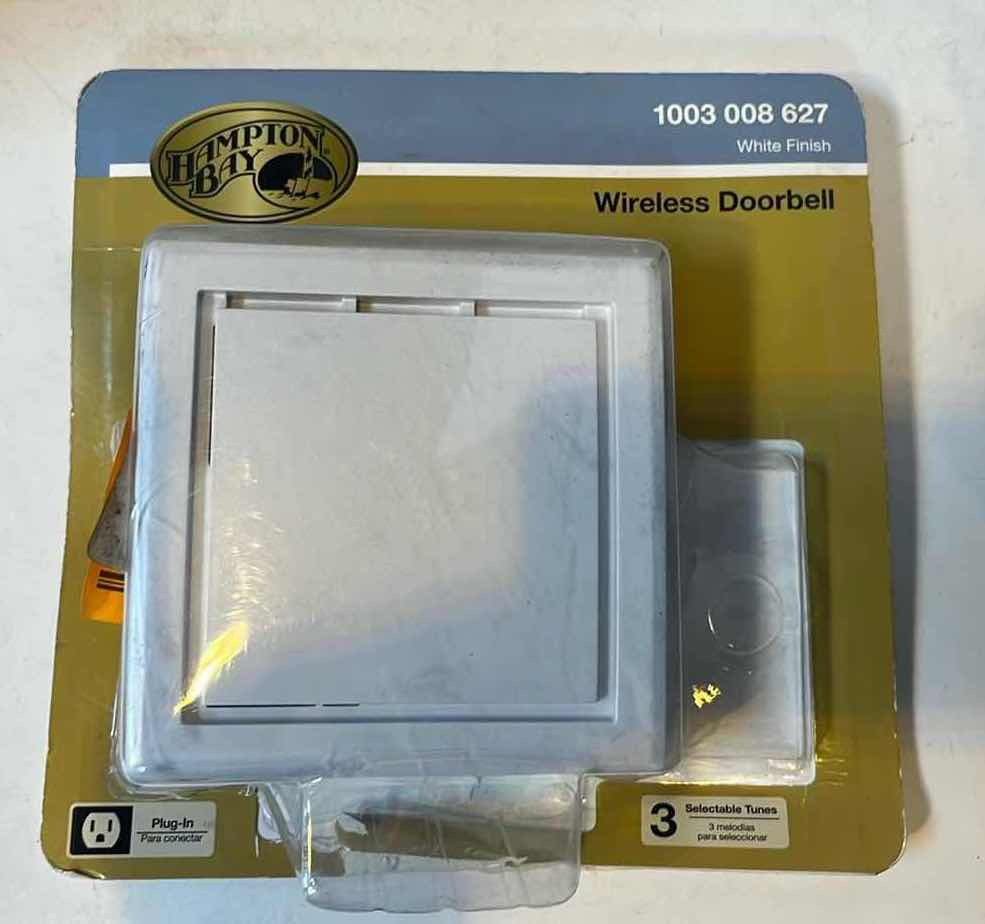 Photo 1 of HAMPTON BAY WIRELESS DOORBELL
1003 008 627
WHITE FINISH