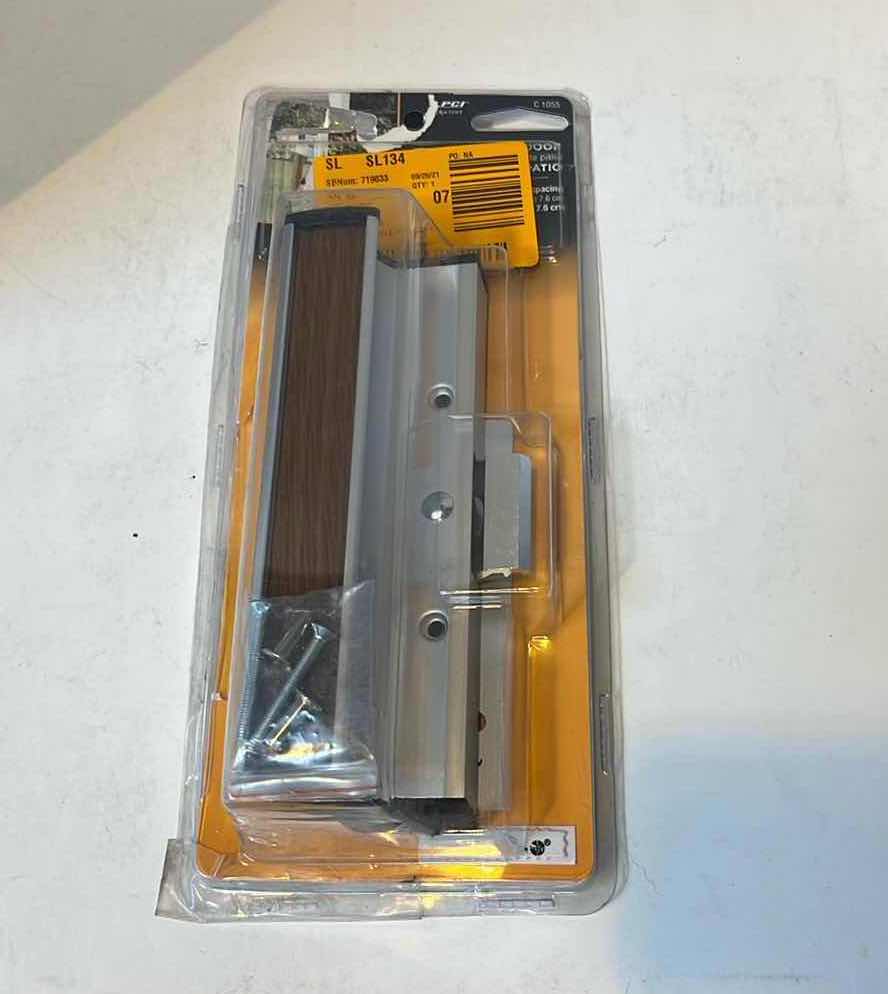 Photo 1 of PLPCI PATIO DOOR  HANDLE
C1055
FITS INTERNATIONAL BRAND DOORS ONLY
3” HOLE SPACING