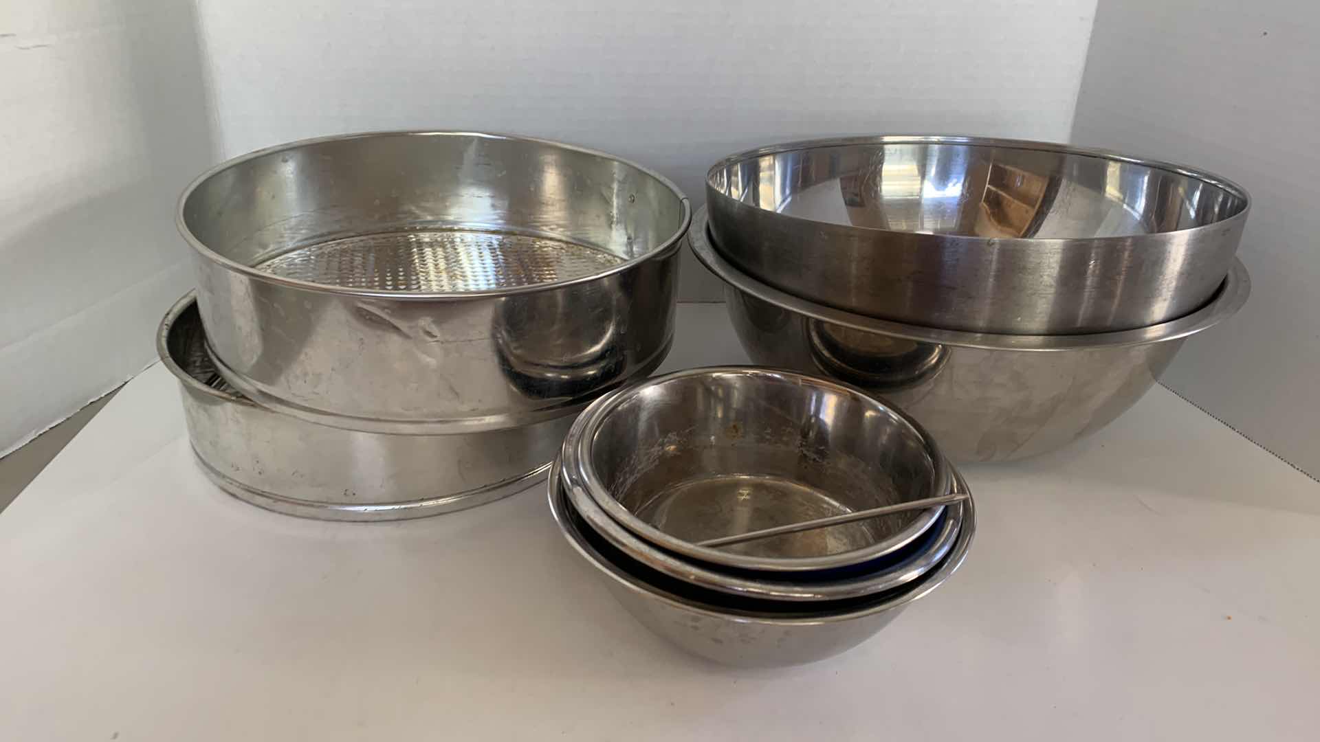 Photo 1 of BAKEWARE AND METAL BOWLS