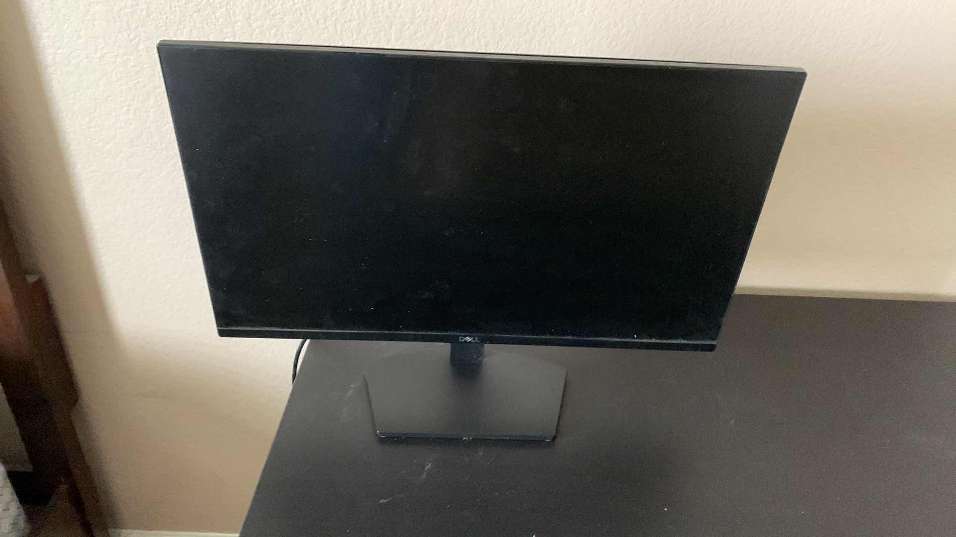 Photo 1 of DELL 24” FLAT PANEL COMPUTER MONITOR SE2419H