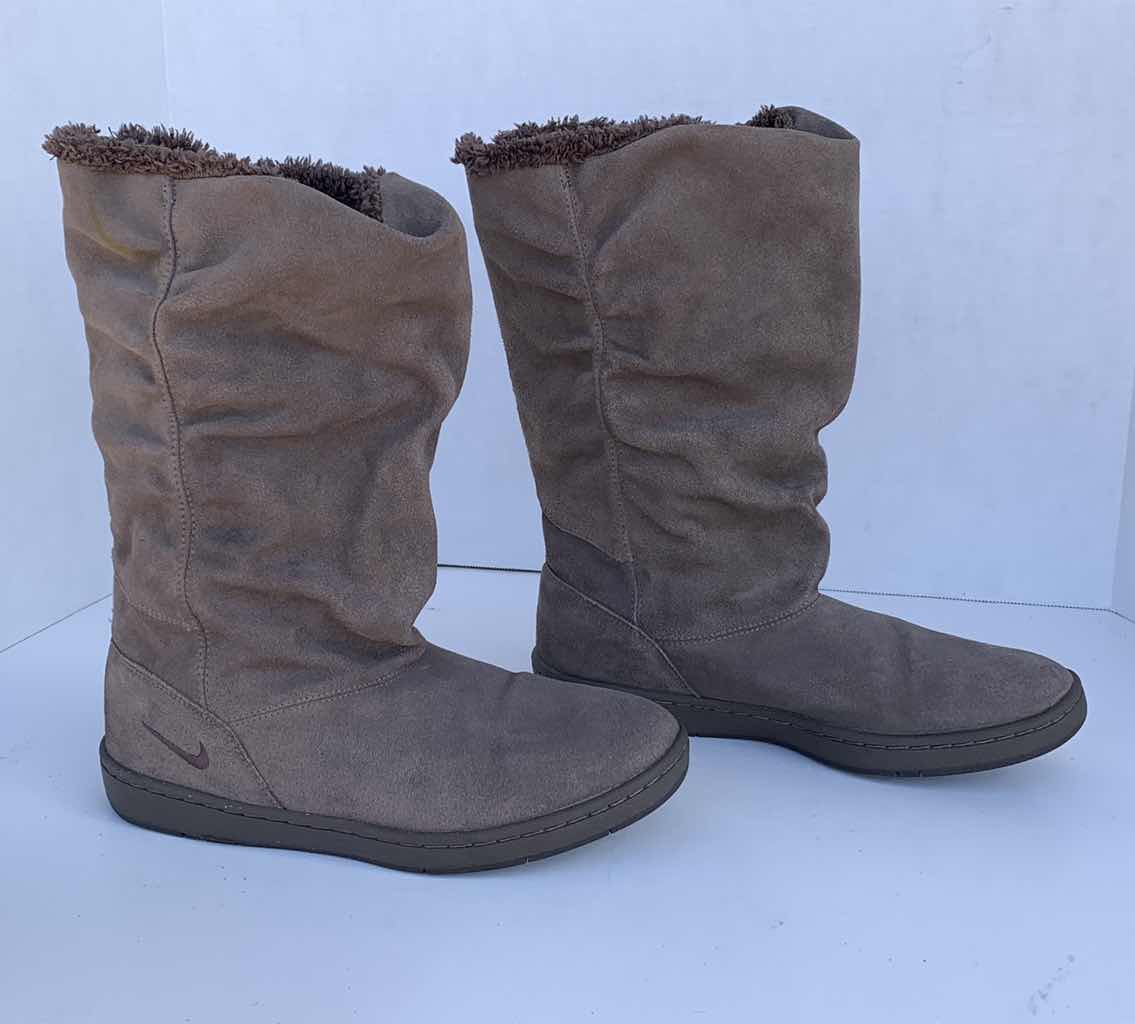 Photo 1 of LADIES SIZE 7 1/2, NIKE WINTER BOOTS, LIGHT BROWN SUEDE, BROWN FAUX FUR INTERIOR