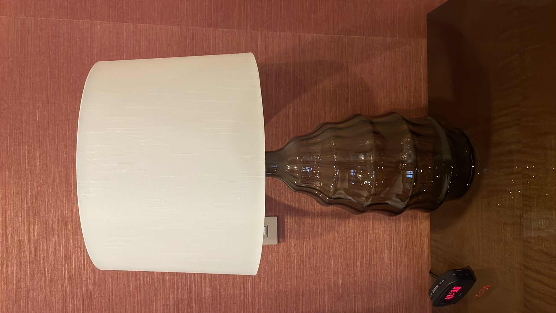 Photo 2 of CURREY AND COMPANY RIPPLE SINGLE LIGHT 32" TALL VASE STYLE TABLE LAMP WITH OFF WHITE SHANTUNG SHADE
MODEL:6000-0117 (2)