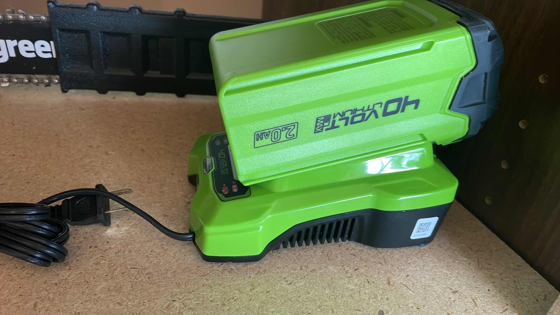 Photo 2 of GREEN WORKS 40v CHAINSAW 12” WITH BATTERY AND CHARGER