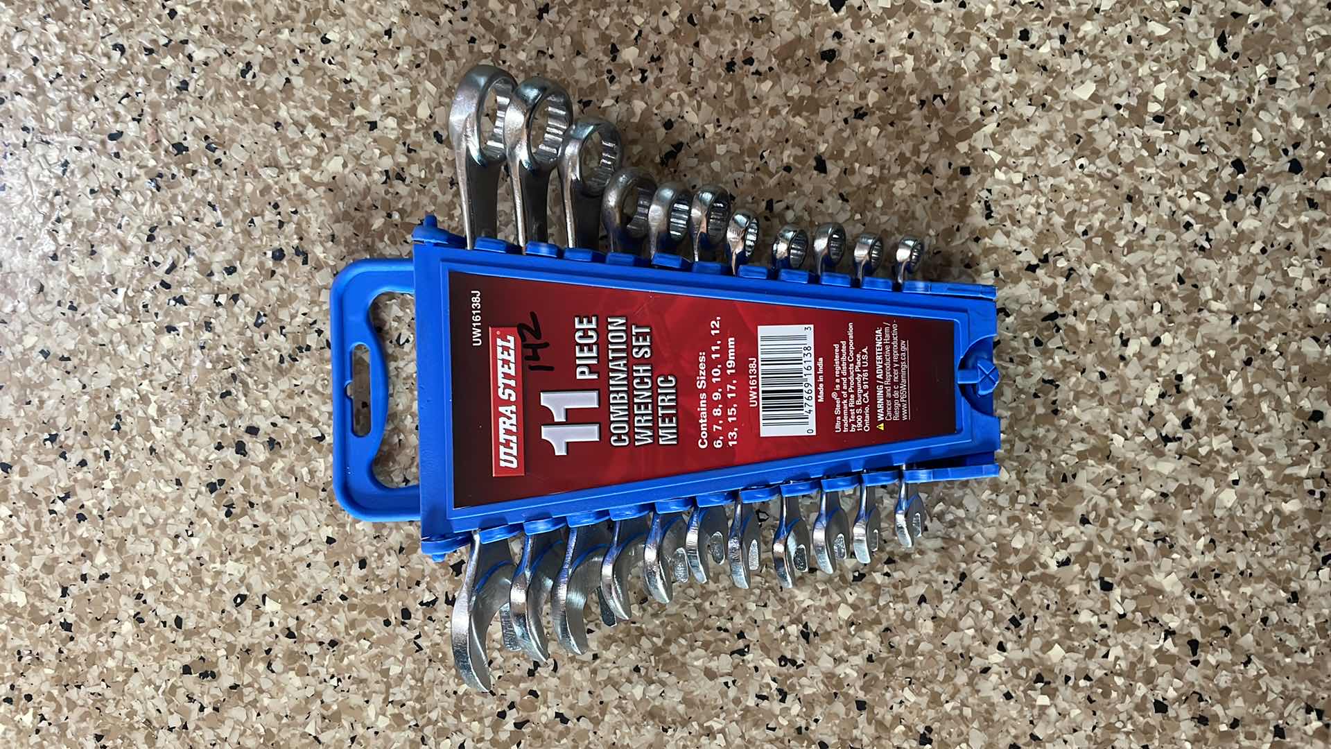 Photo 1 of ULTRA STEEL 11 PCS COMBINATION WRENCH SET METRIC