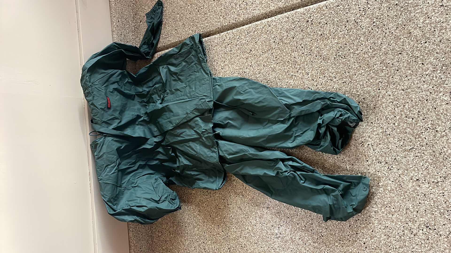 Photo 1 of STERNS RAIN GEAR DRY GEAR SIZE LARGE