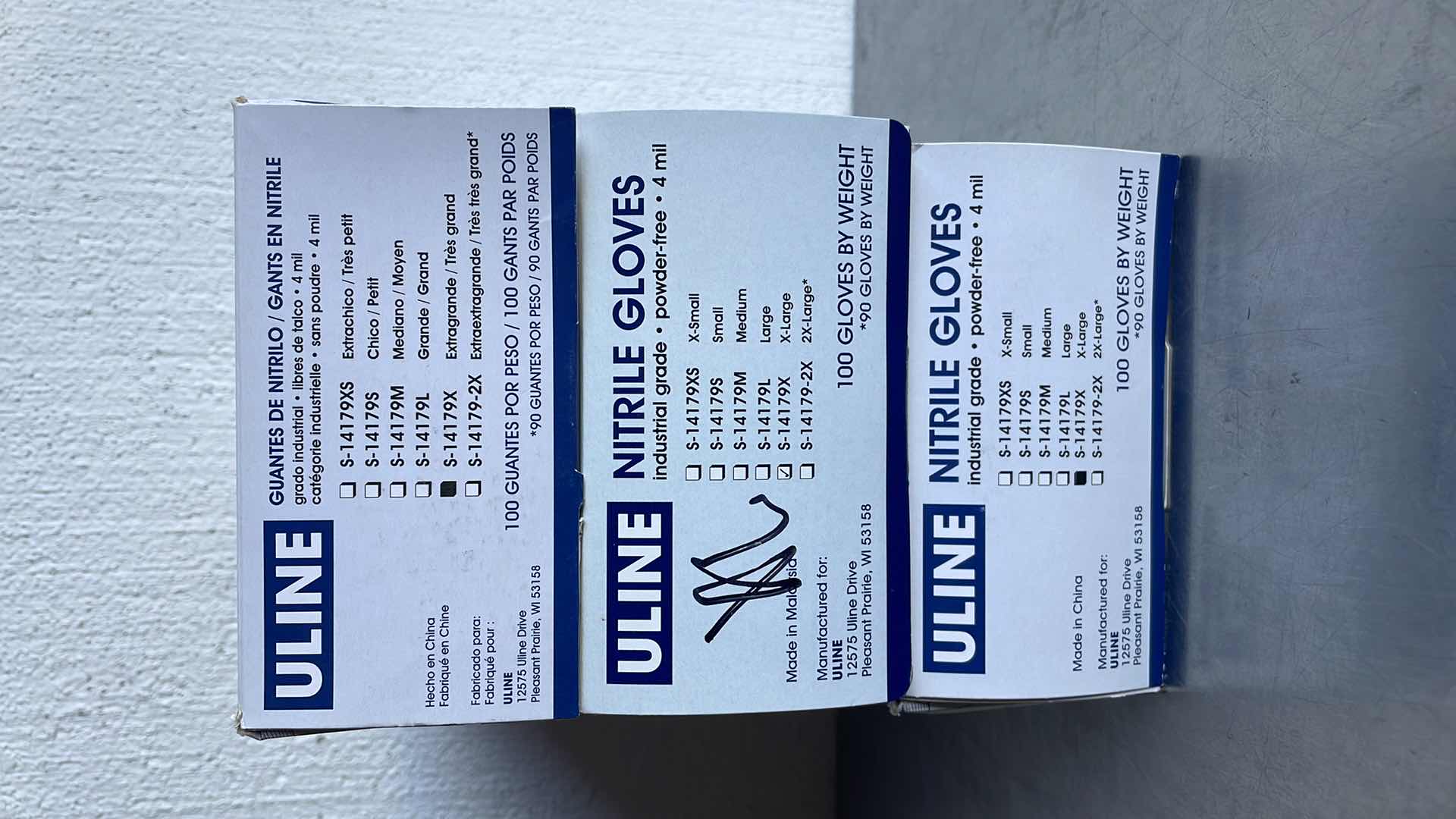 Photo 1 of ULINE NITRILE GLOVES SIZE XL S14179X (3)