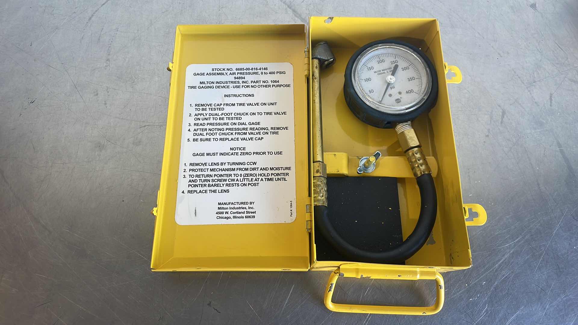 Photo 2 of GAGE ASSEMBLY, AIR PRESSURE 94894 P/N 1064
PIN M8348 B1A
NSN 6685-00-816-4146
MILTON INDUSTRIES