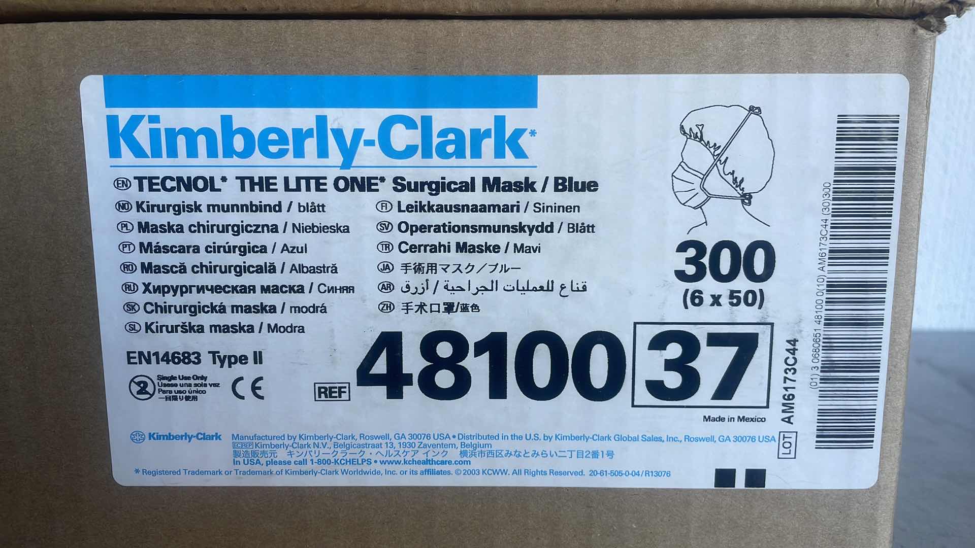 Photo 2 of KIMBERLY-CLARK® TECNOL* THE LITE ONE* SURGICAL MASK / BLUE 4810037 (600)