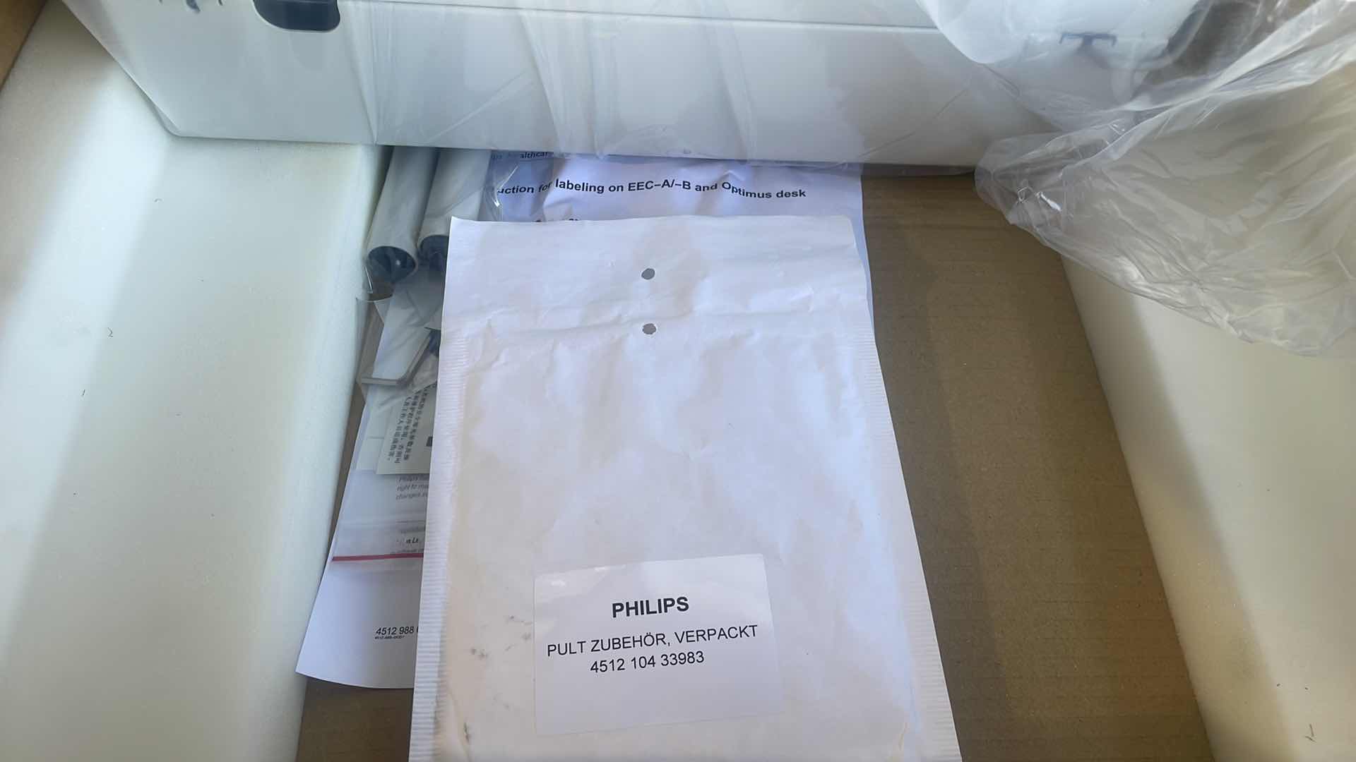 Photo 6 of PHILIPS 9890-000-02408 OPTIMUS 50 X-RAY MACHINE GENERATOR CONTROL