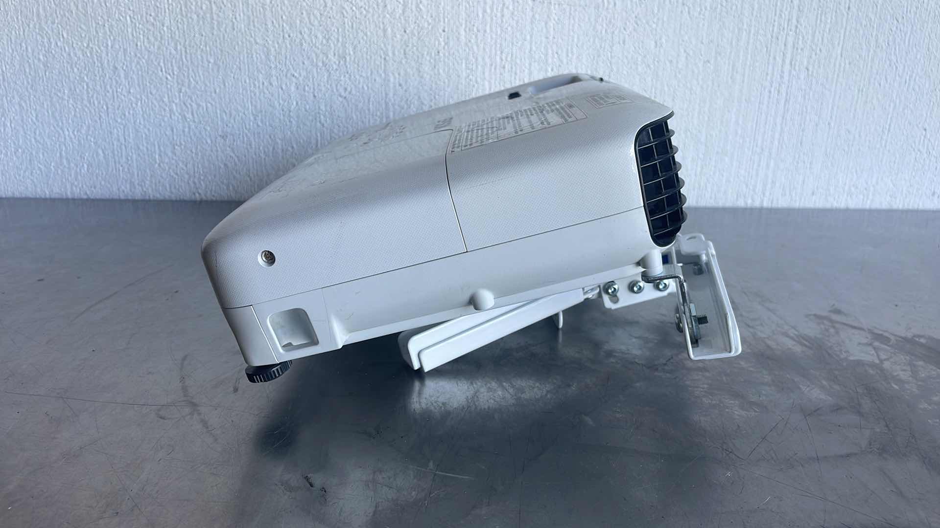 Photo 4 of ESPON LCE PROJECTOR MODEL H717A