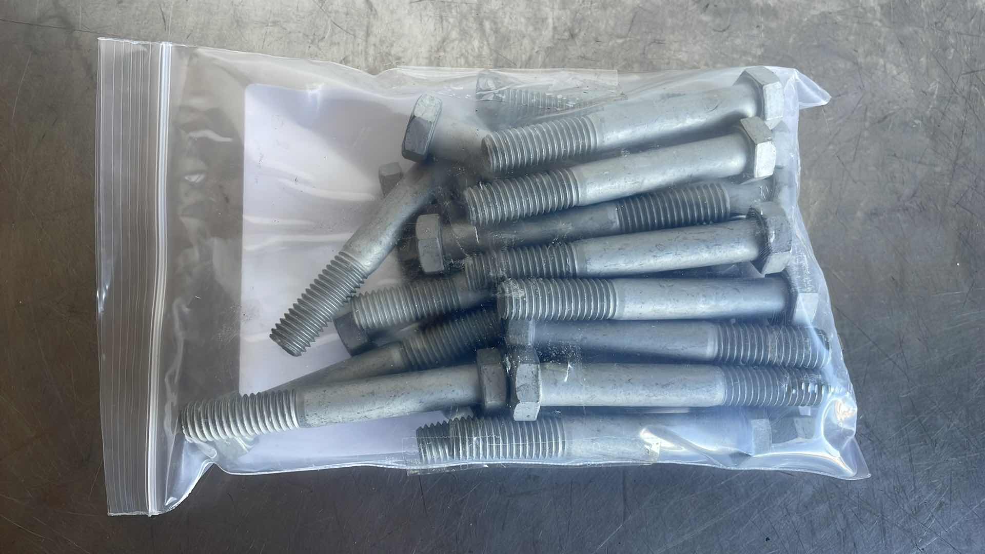 Photo 1 of 1/2”-13 X 3-1/2” 
GRADE 8 HEX BOLTS 25PC