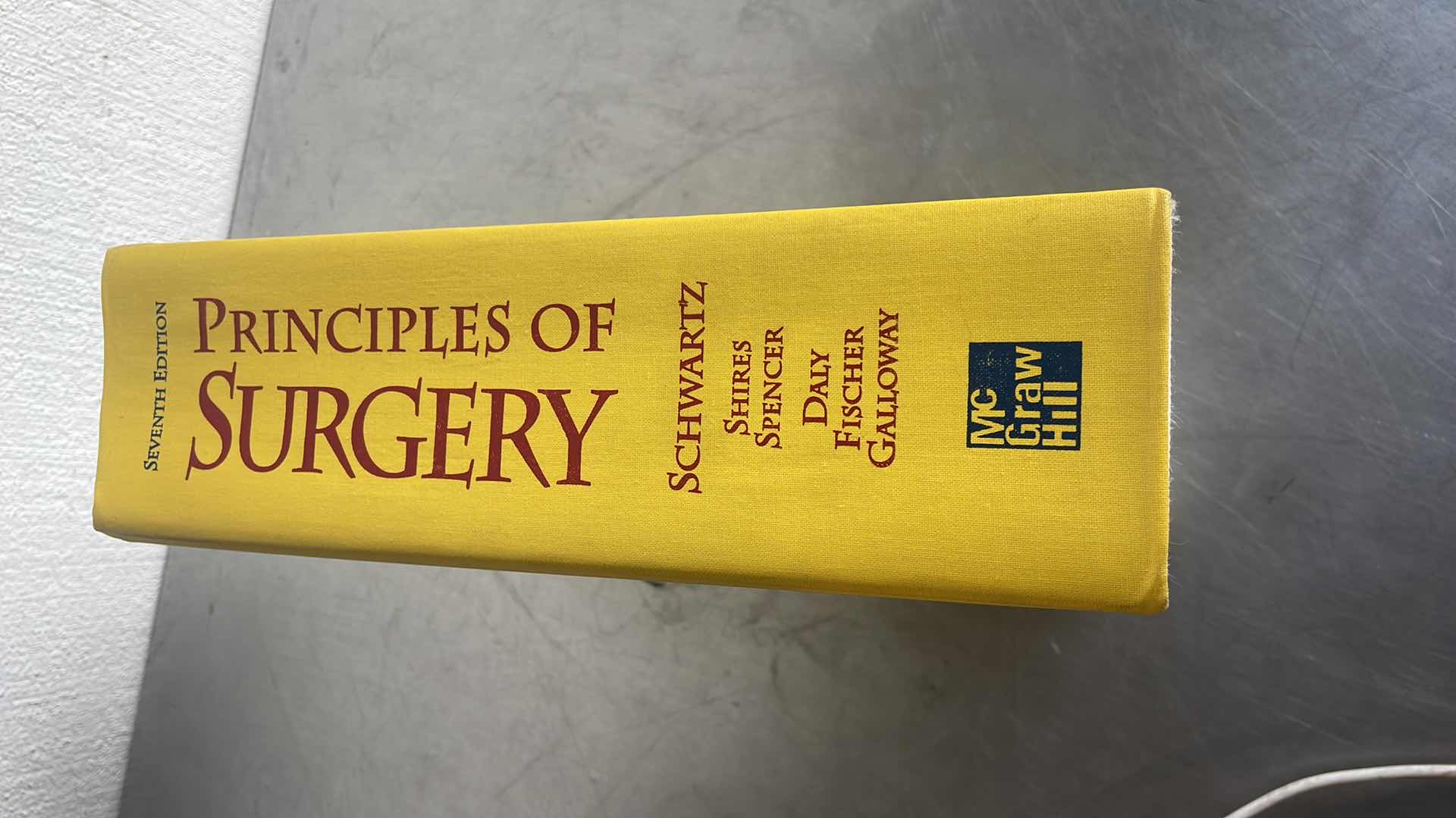 Photo 3 of PRINCIPLES OF SURGERY SEVENTH EDITION (1999)